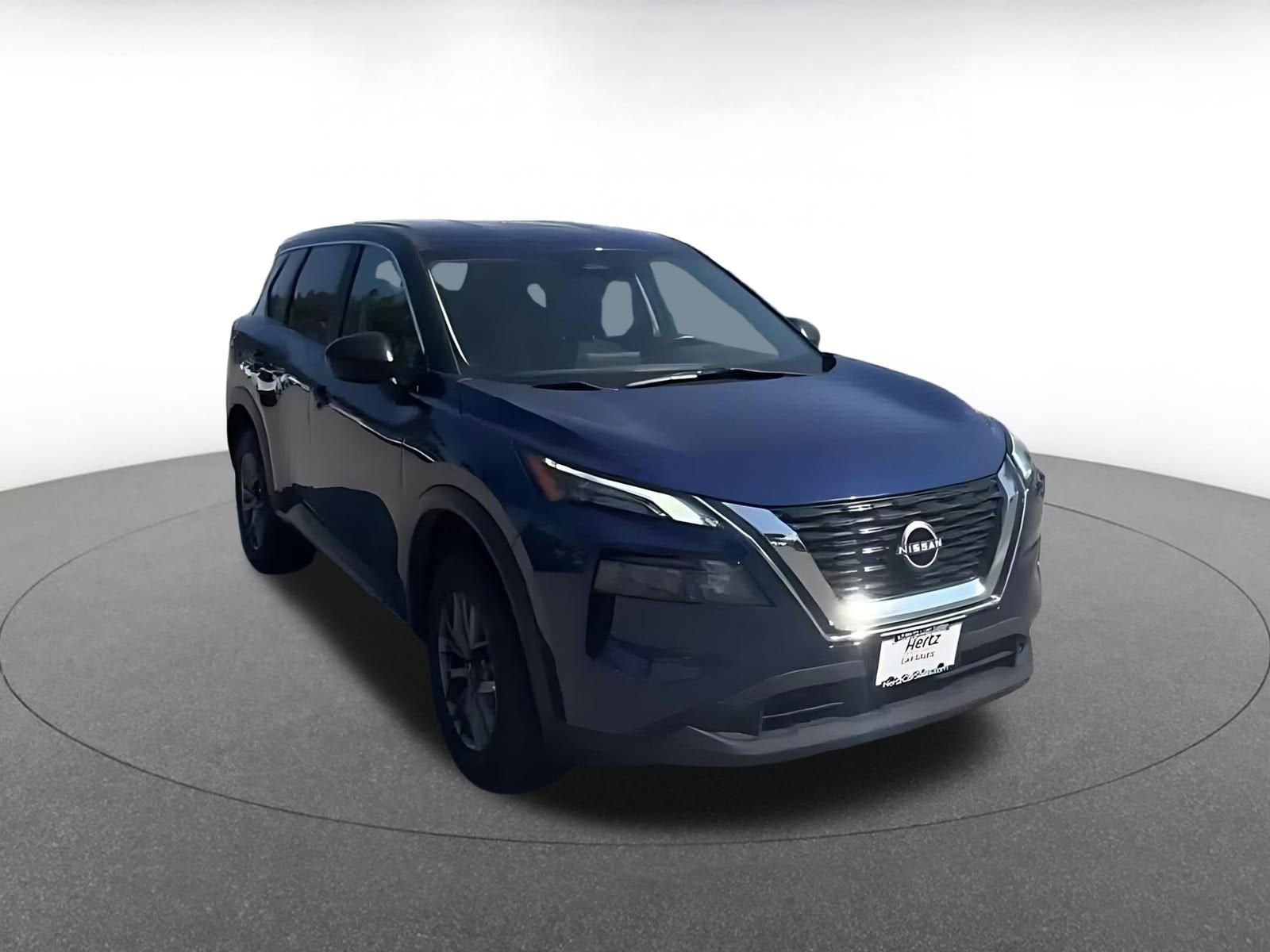 Thumbnail: 2023 Nissan Rogue - 3