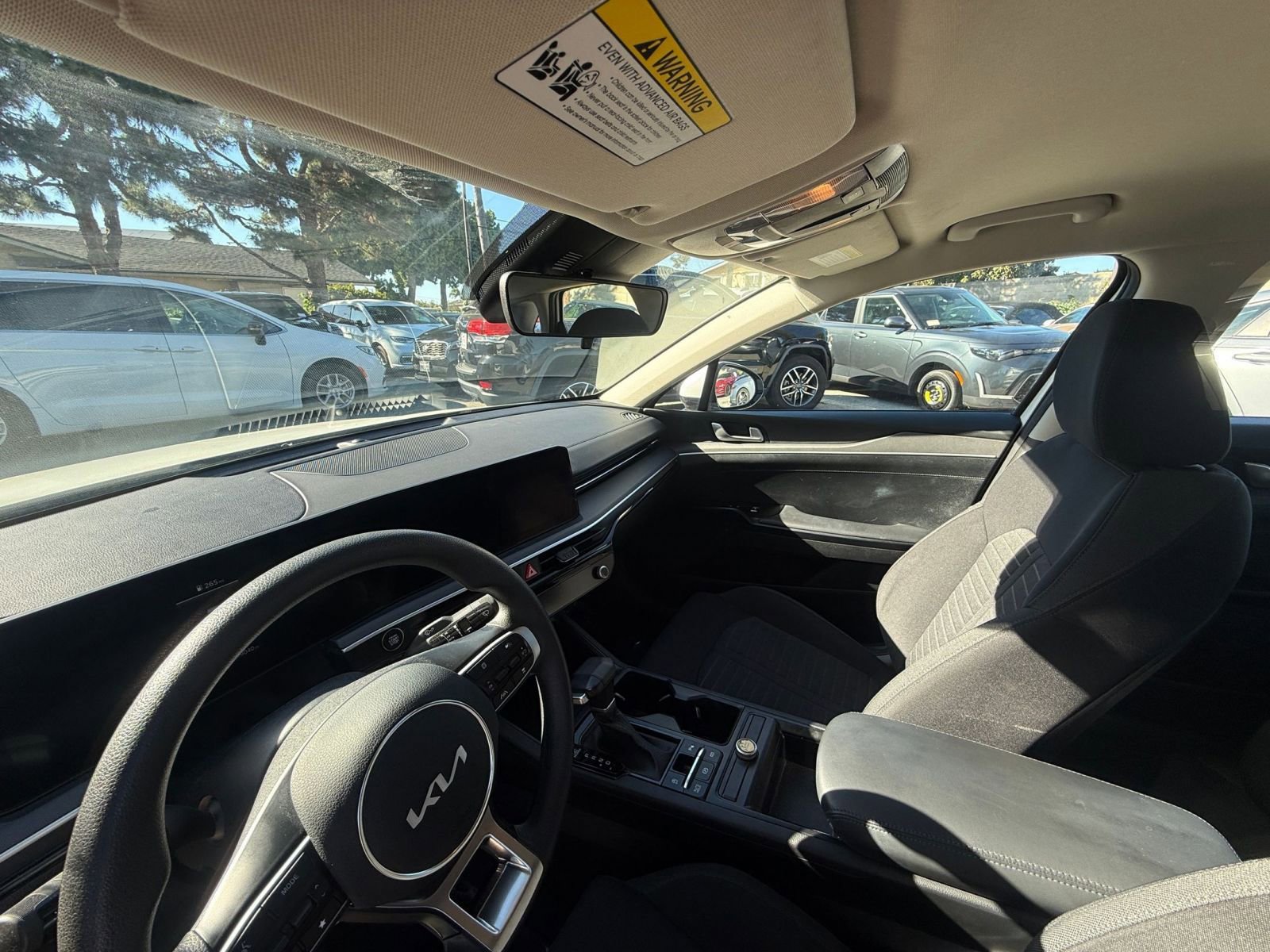 Thumbnail: 2025 Kia K5 - 32