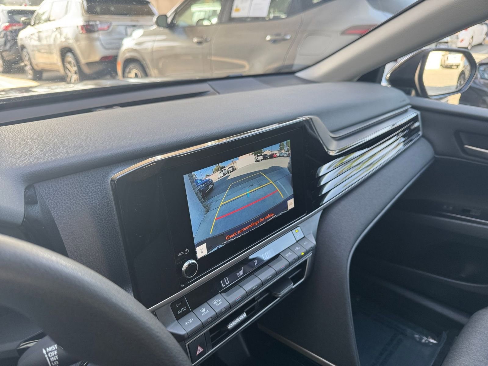 Thumbnail: 2025 Toyota Camry - 17