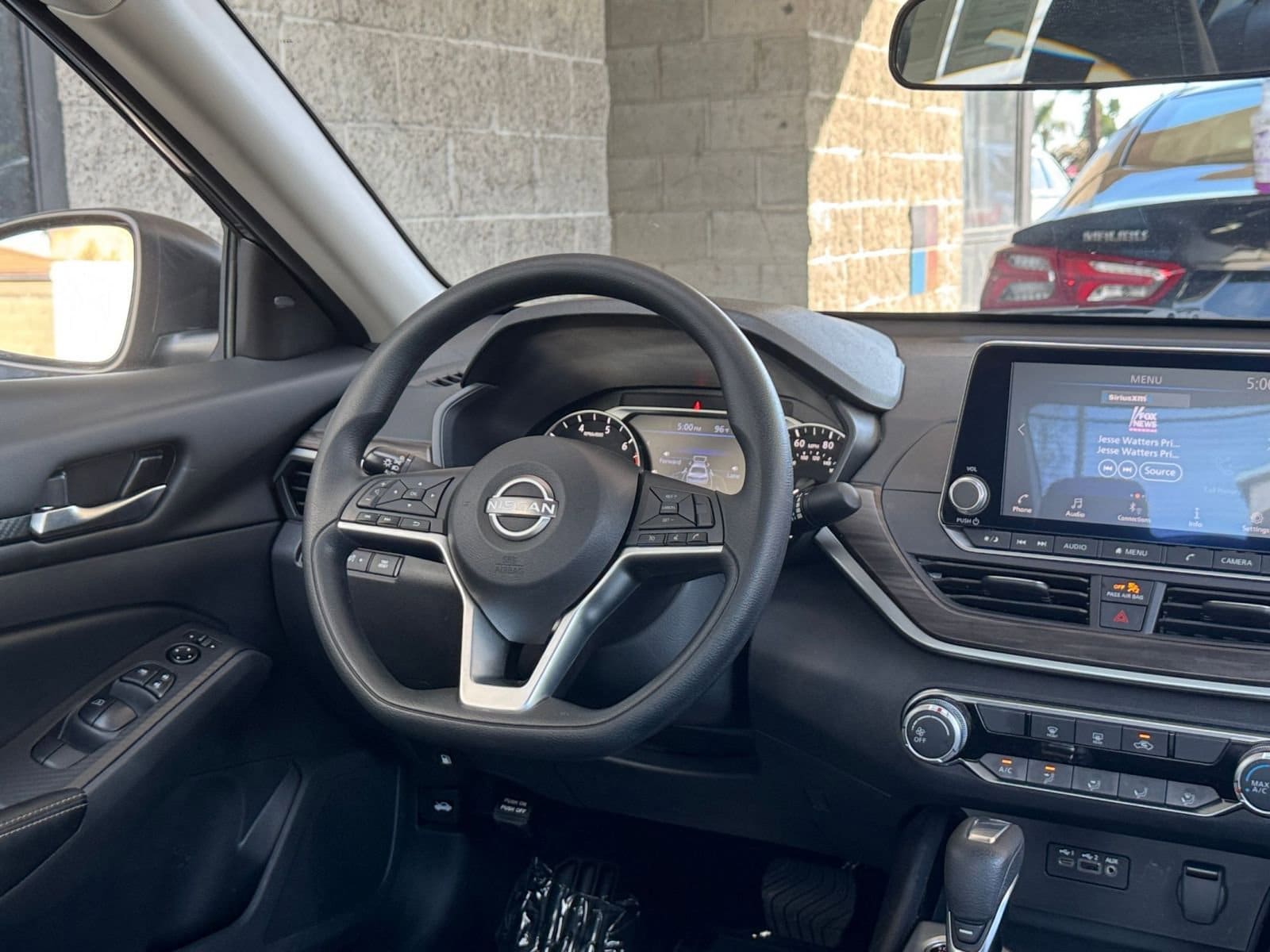 Thumbnail: 2024 Nissan Altima - 33