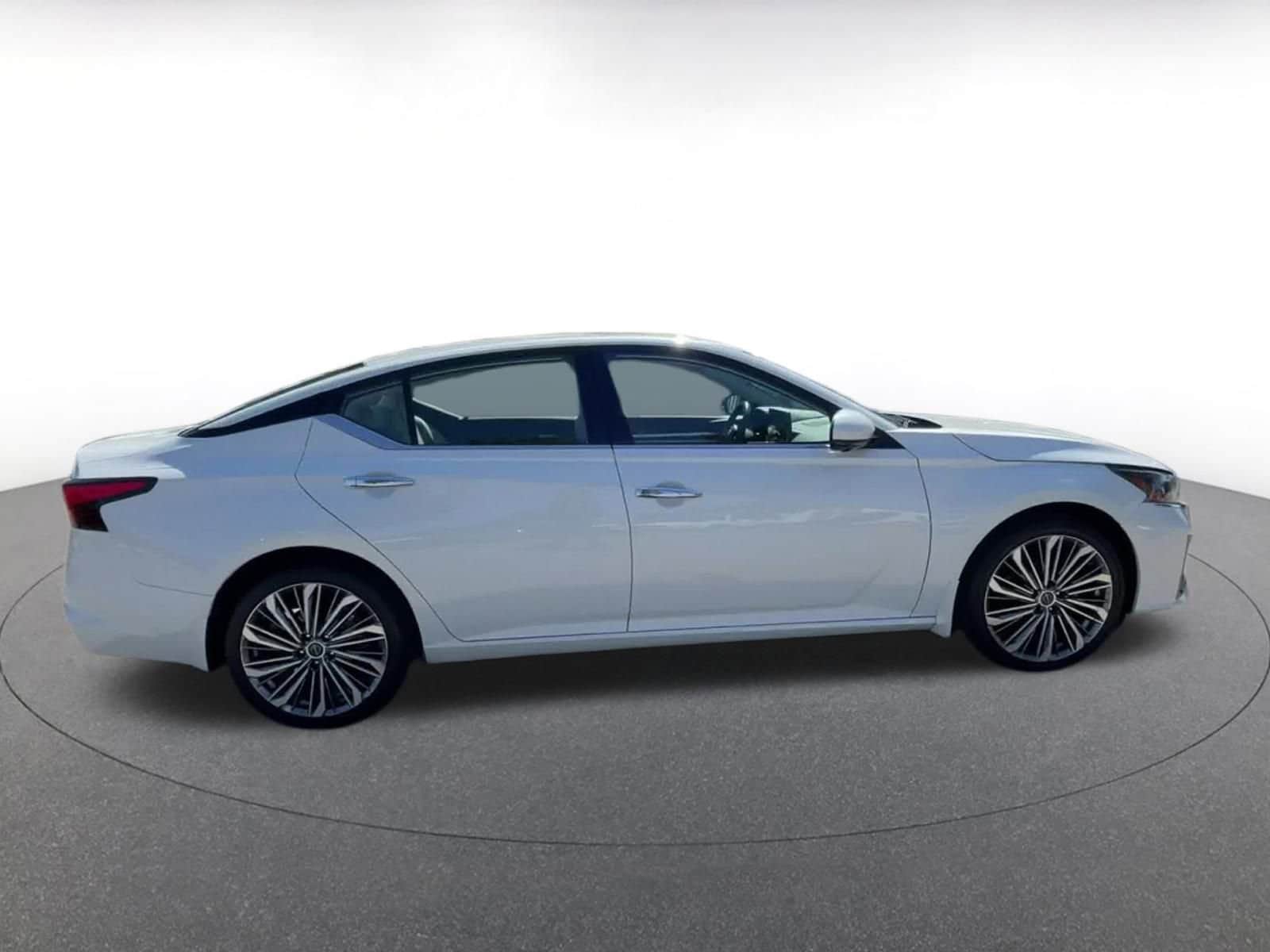 Thumbnail: 2024 Nissan Altima - 16