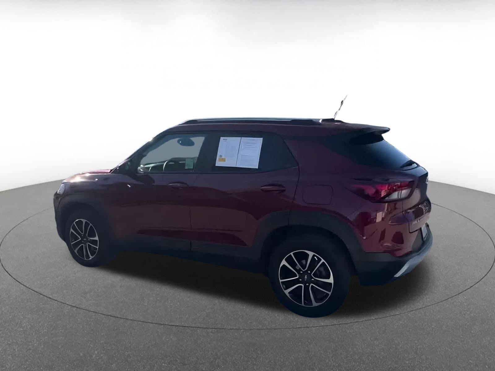 Thumbnail: 2025 Chevrolet TrailBlazer - 9