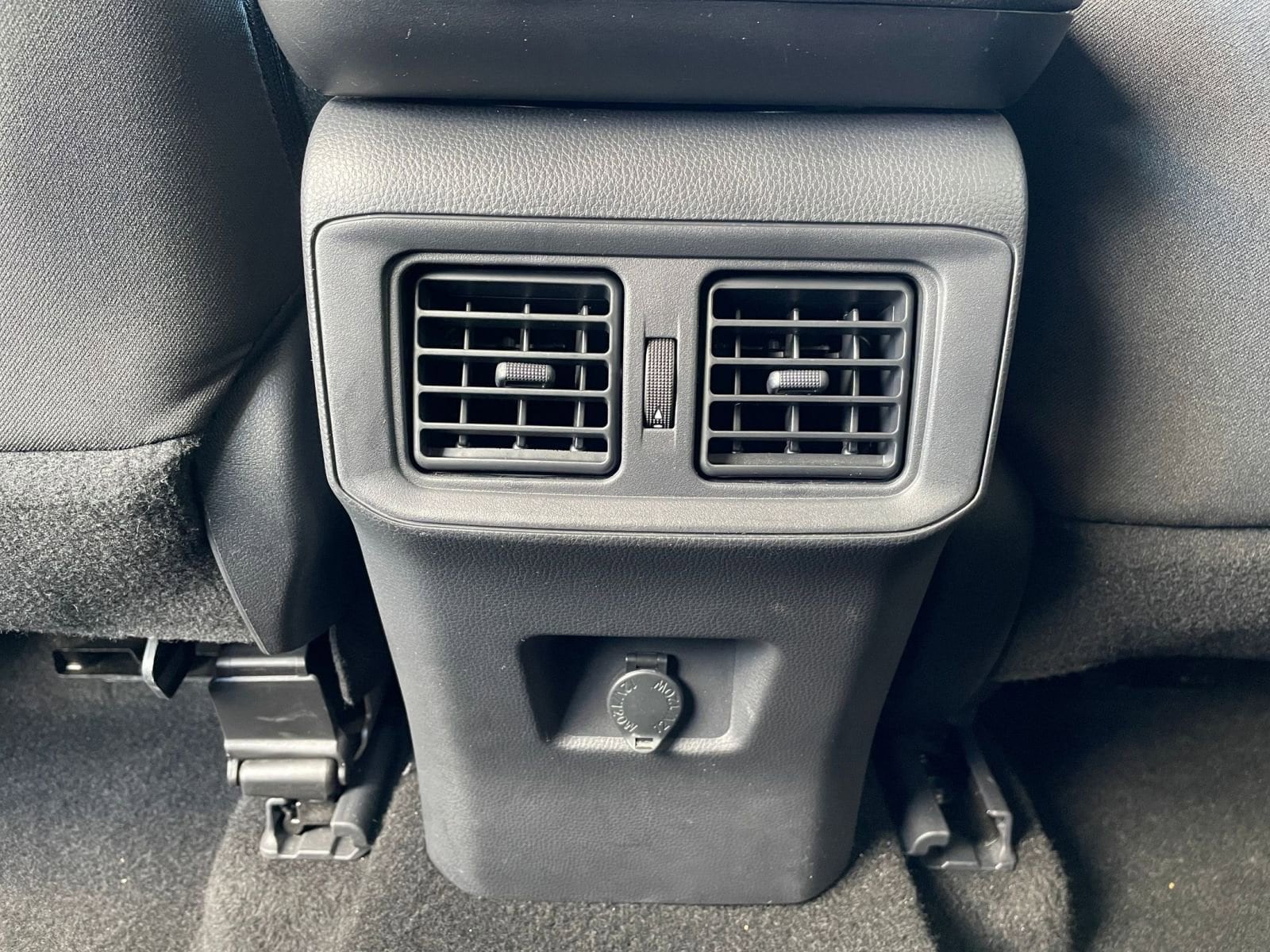 Thumbnail: 2025 Toyota RAV4 - 24