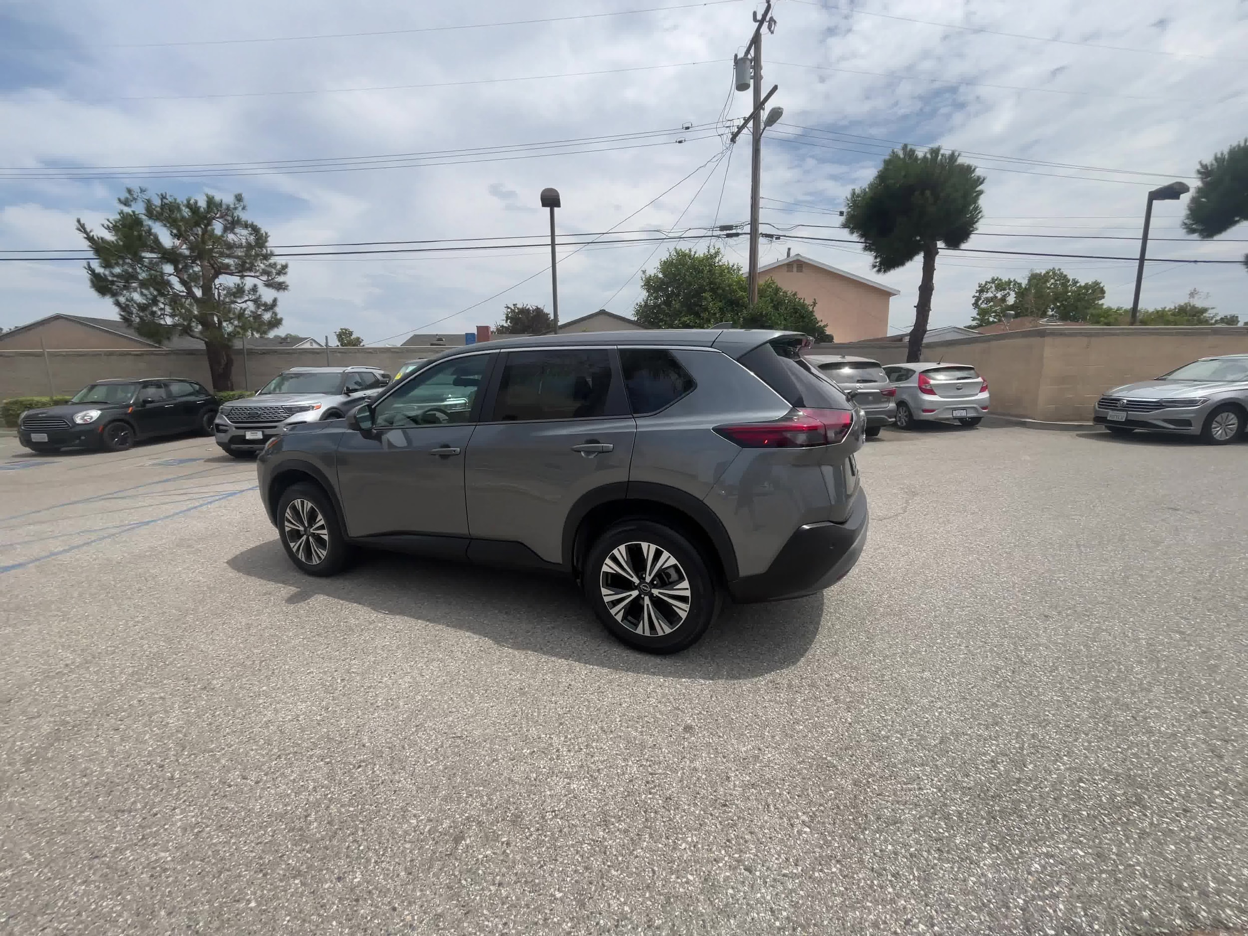 2023 Nissan Rogue SV 10