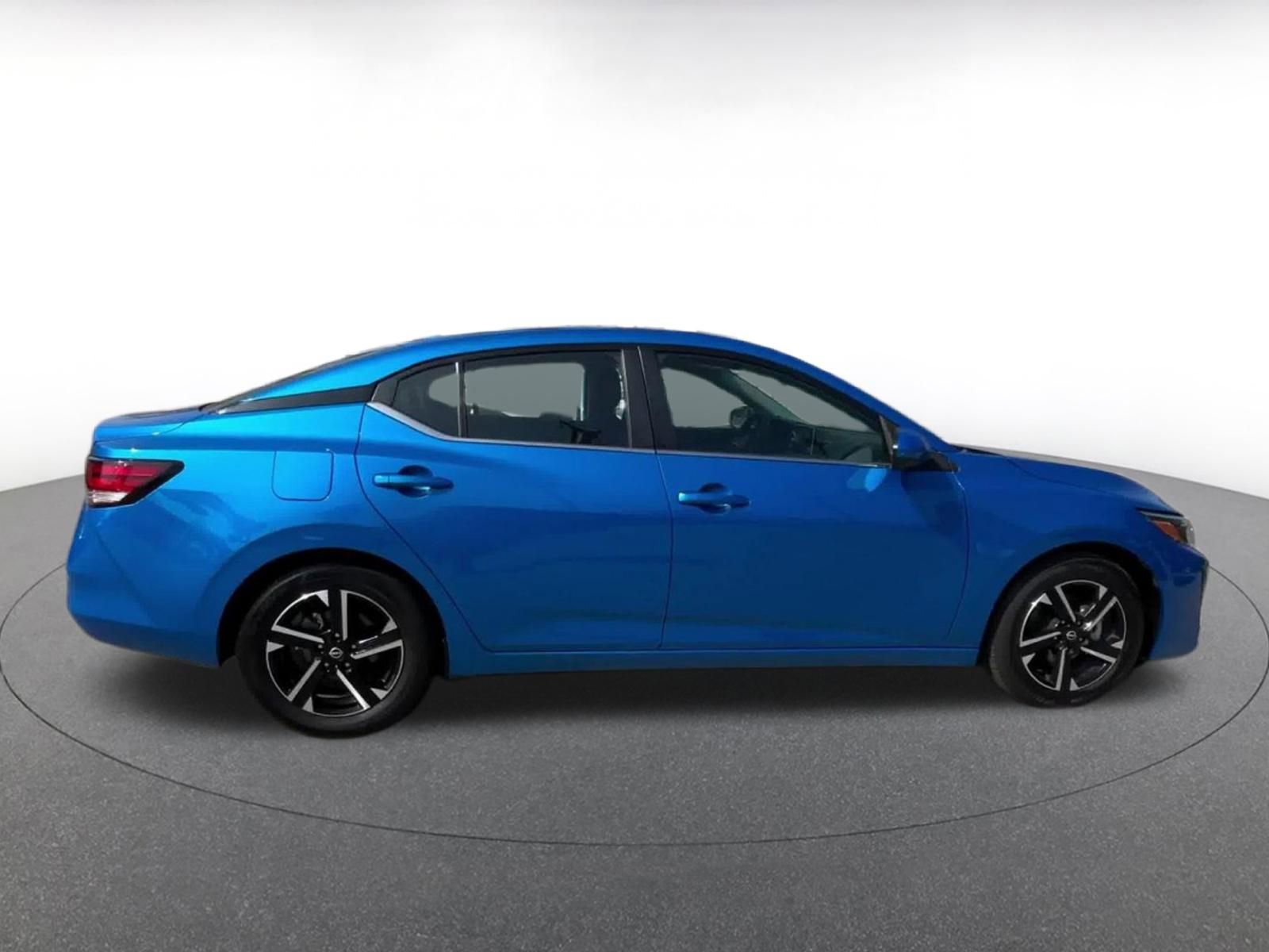 Thumbnail: 2025 Nissan Sentra - 16