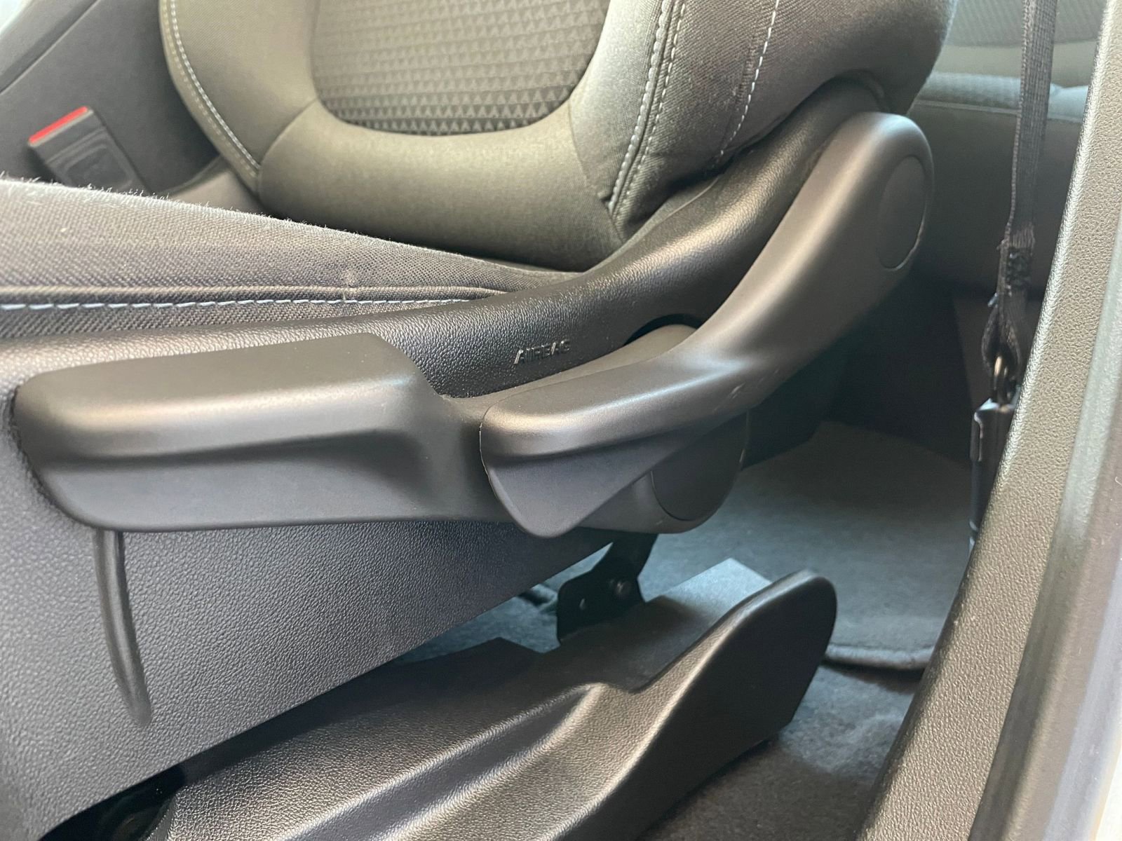 Thumbnail: 2023 Chevrolet Bolt EV - 27