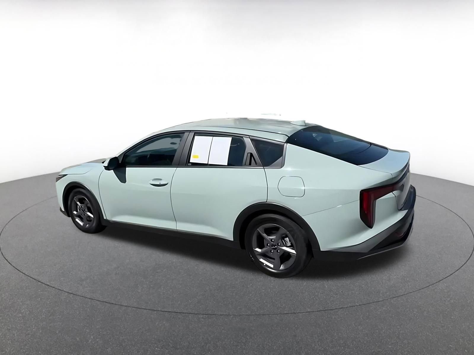 Thumbnail: 2025 Kia K4 - 11