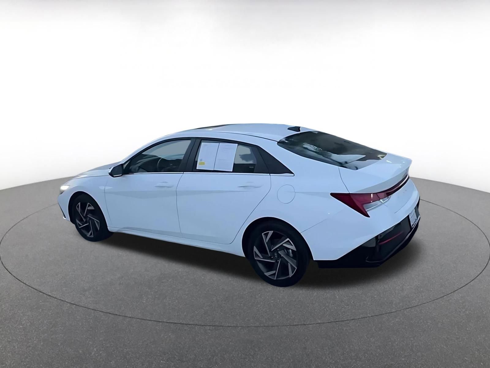 Thumbnail: 2025 Hyundai Elantra - 12