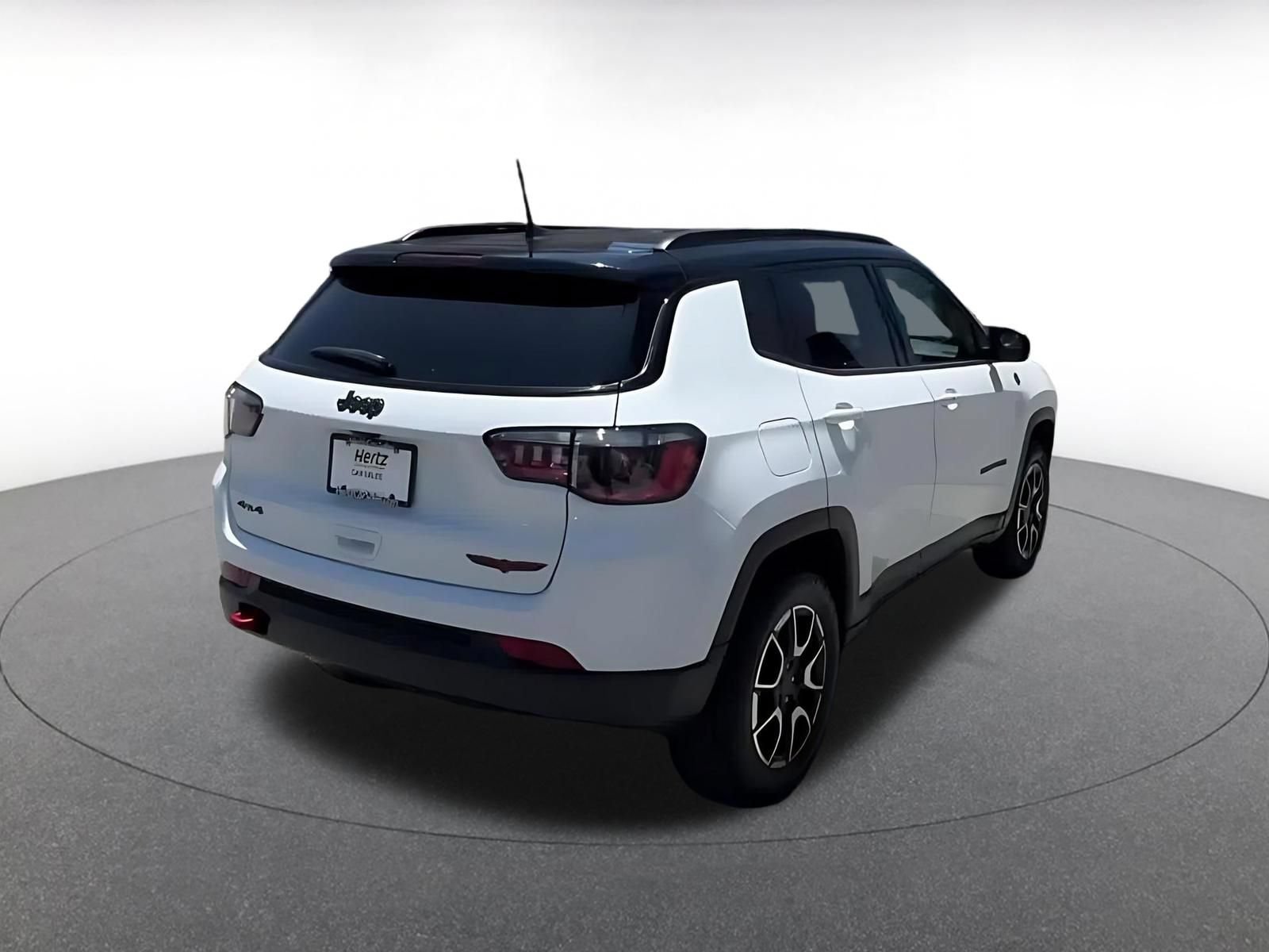 Thumbnail: 2025 Jeep Compass - 14