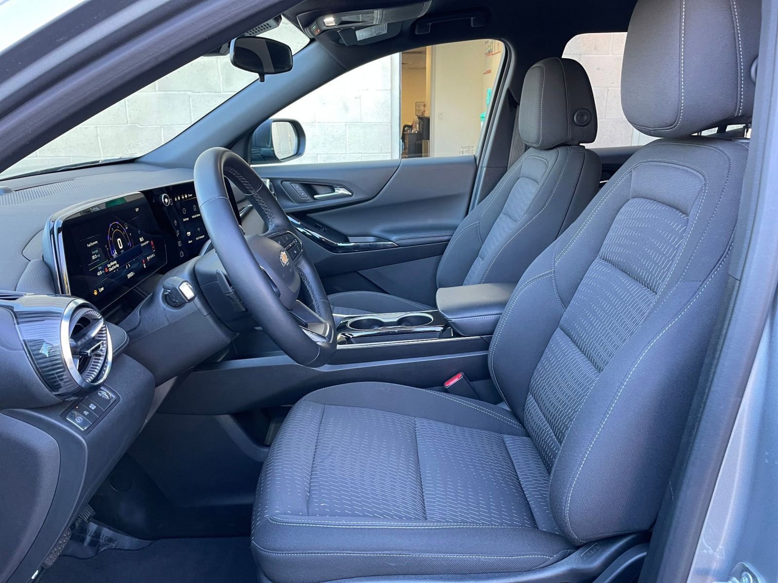 Thumbnail: 2025 Chevrolet Equinox - 27