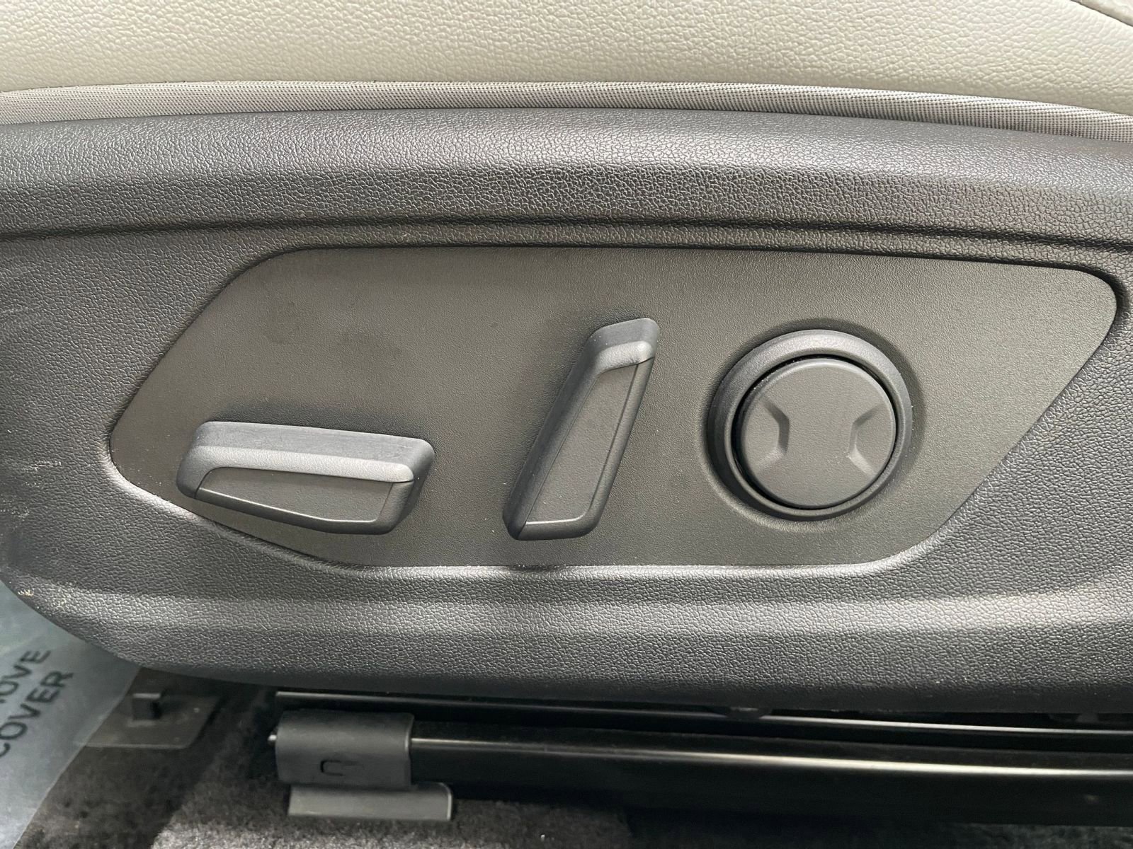 Thumbnail: 2025 Hyundai Elantra - 23