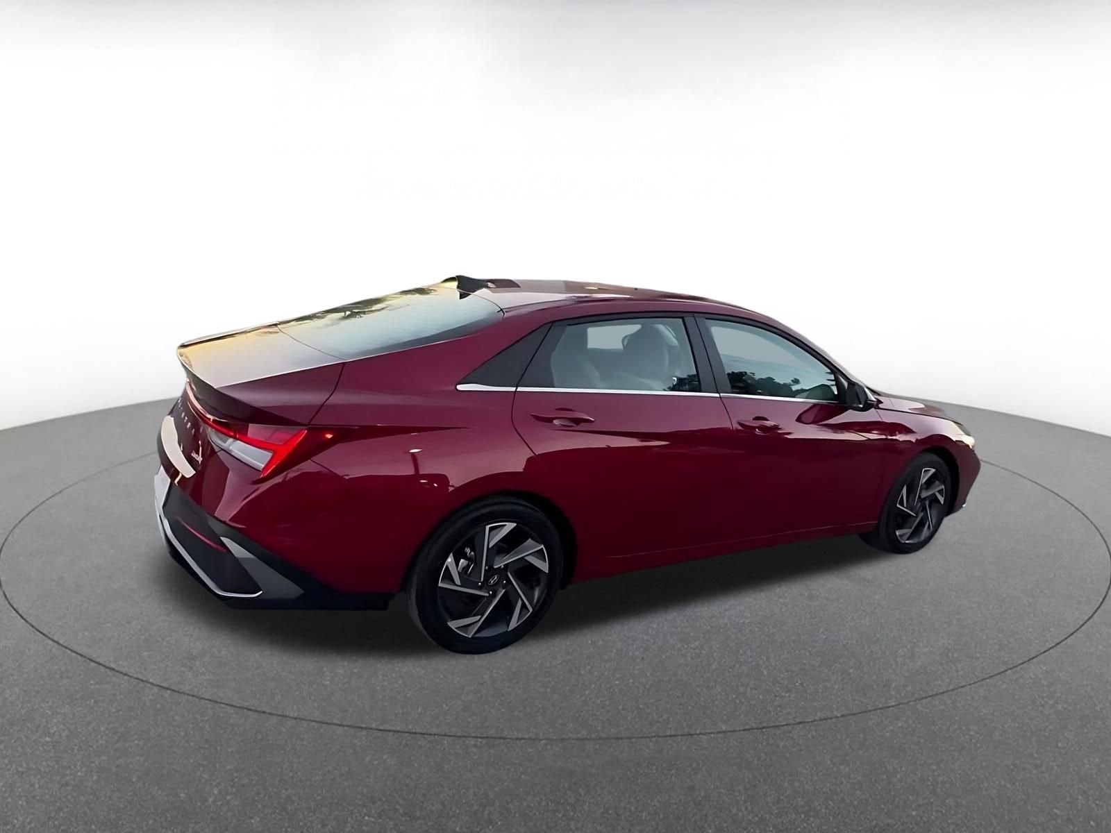 Thumbnail: 2025 Hyundai Elantra - 14