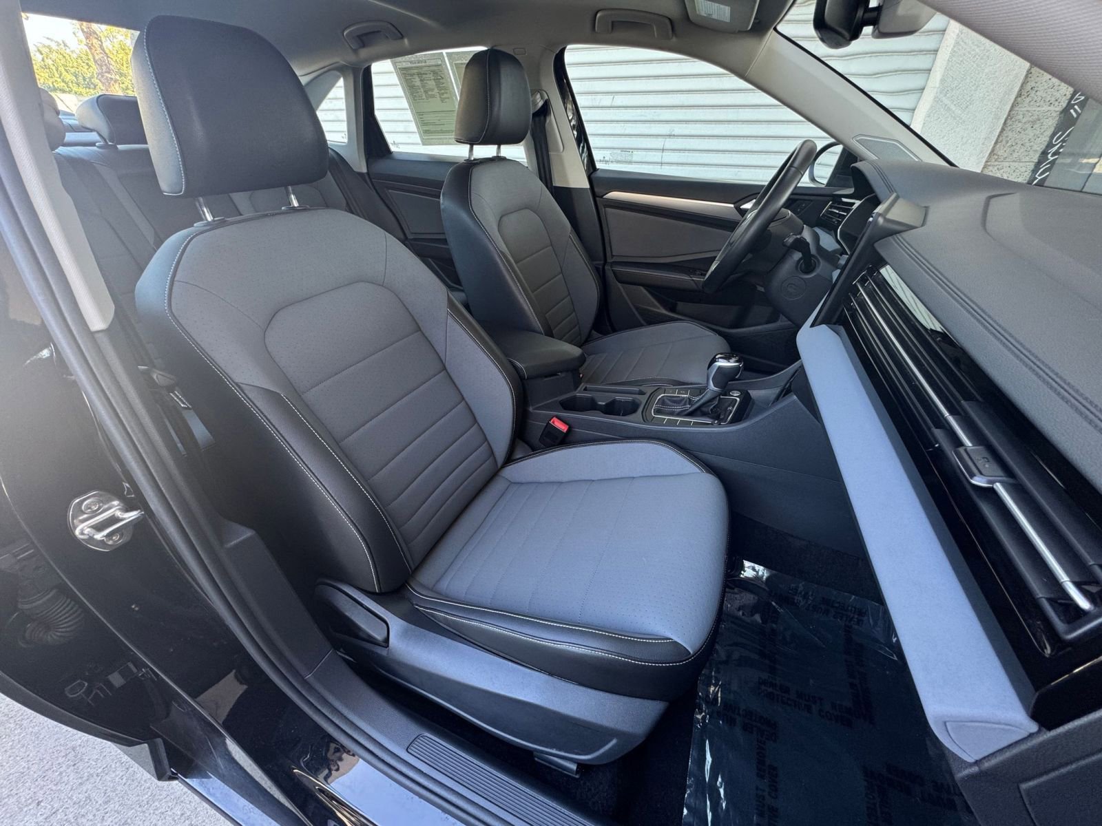 Thumbnail: 2025 Volkswagen Jetta - 35