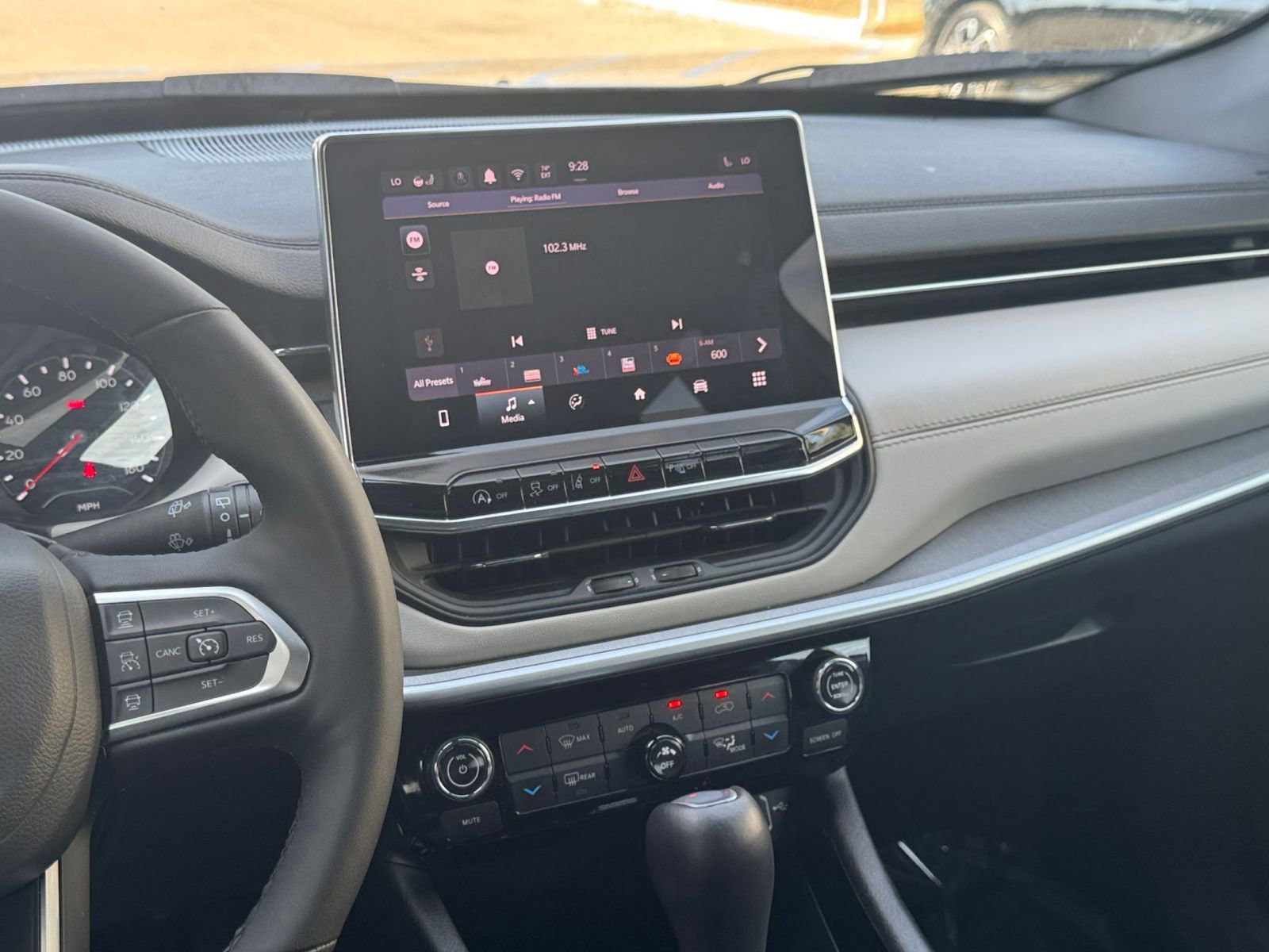 Thumbnail: 2025 Jeep Compass - 20