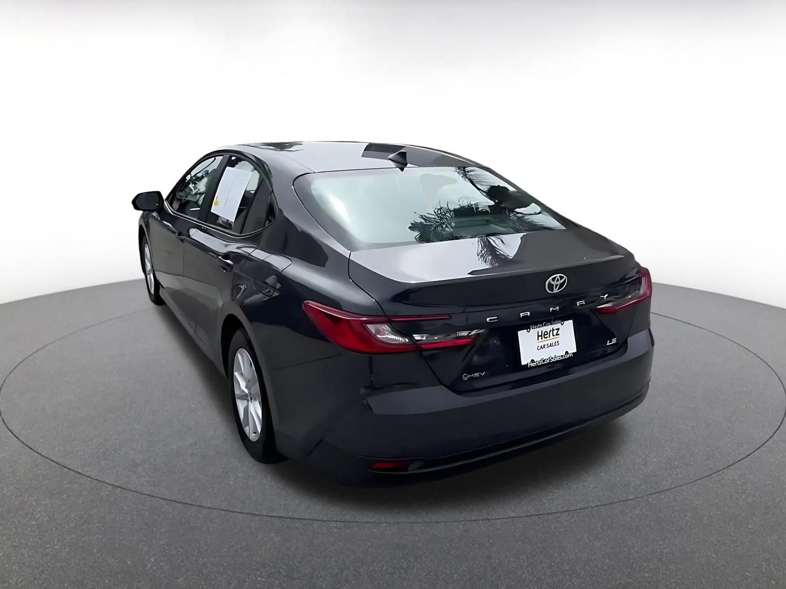 Thumbnail: 2025 Toyota Camry - 11