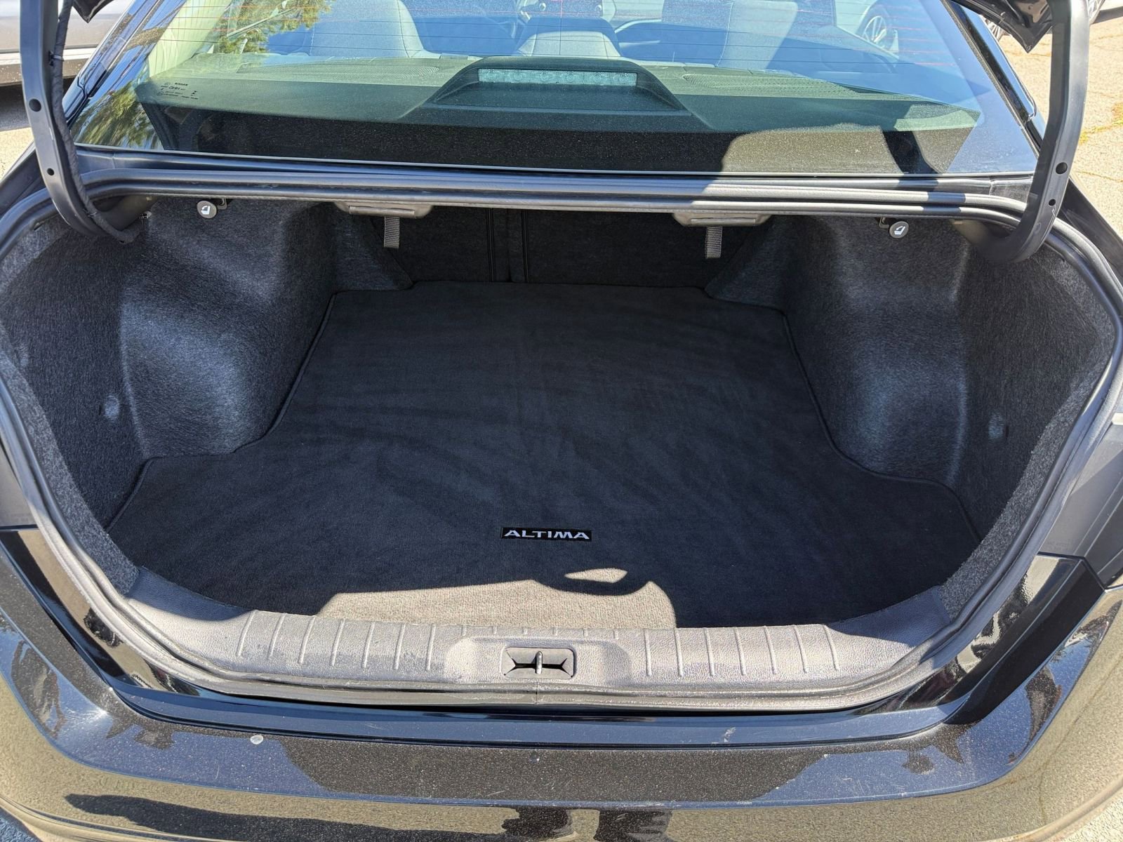 Thumbnail: 2025 Nissan Altima - 28