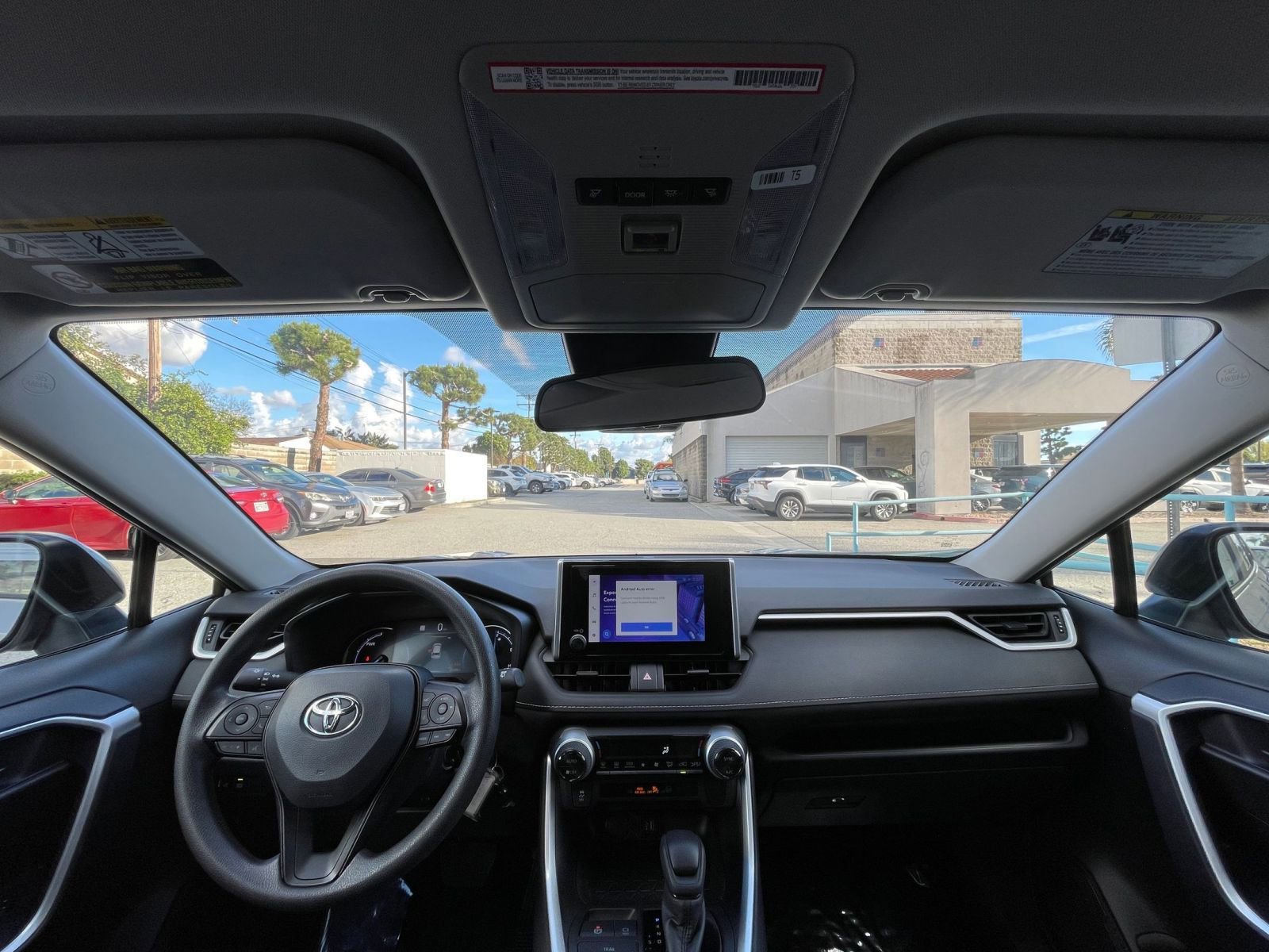 Thumbnail: 2025 Toyota RAV4 - 33