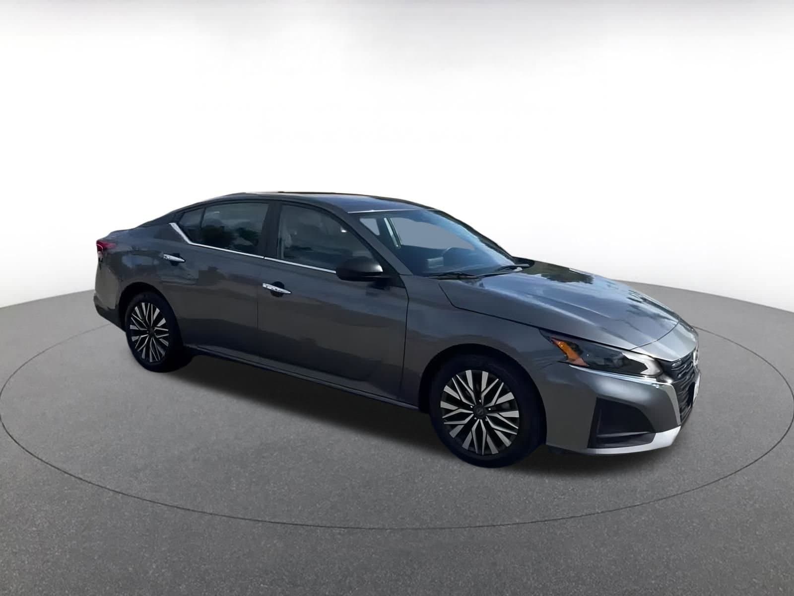 Thumbnail: 2024 Nissan Altima - 2
