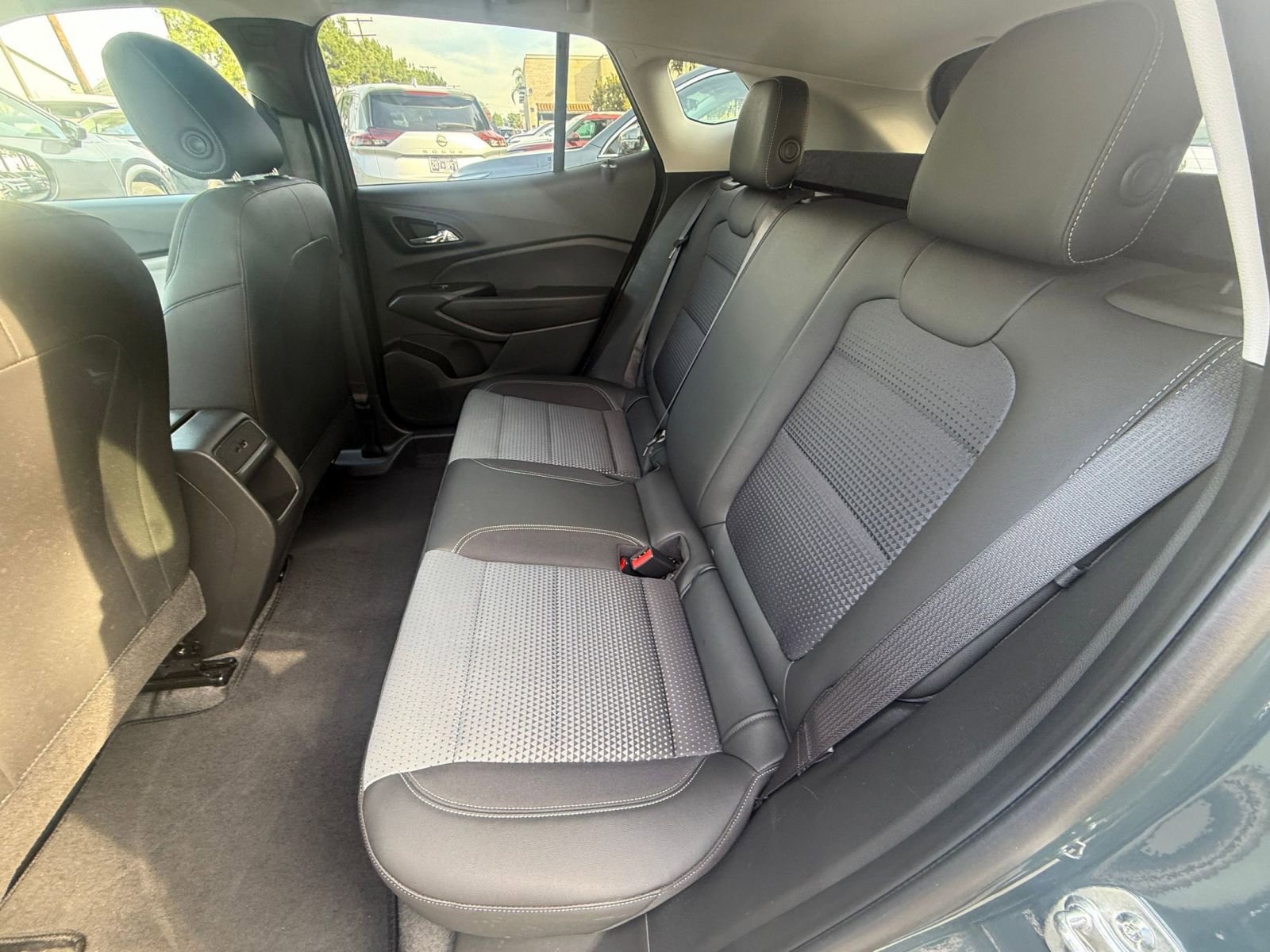 Thumbnail: 2025 Chevrolet Trax - 23