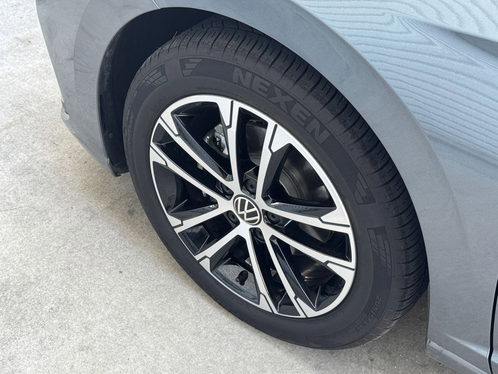 Thumbnail: 2025 Volkswagen Jetta - 28