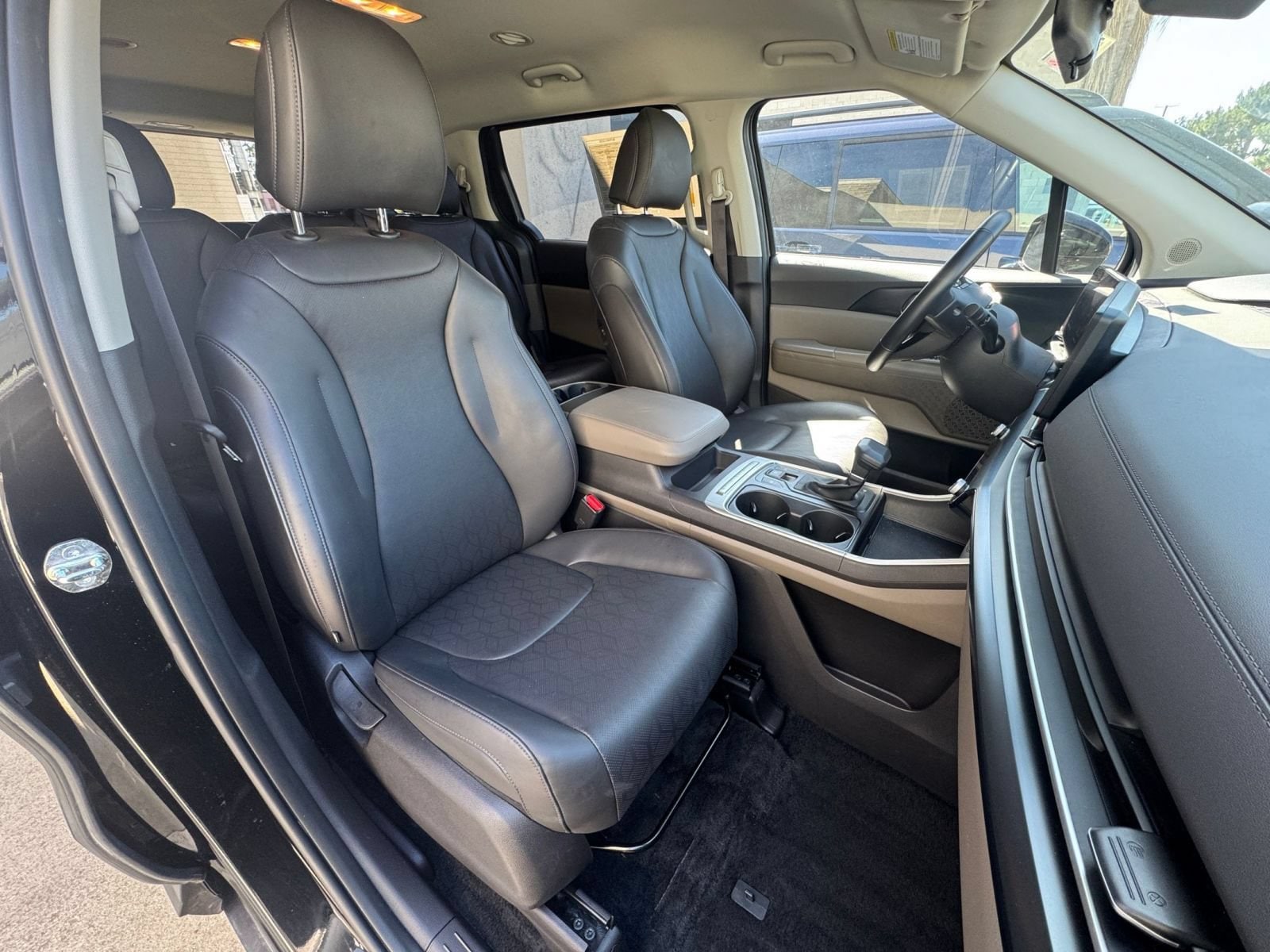 Thumbnail: 2026 Kia Carnival - 34