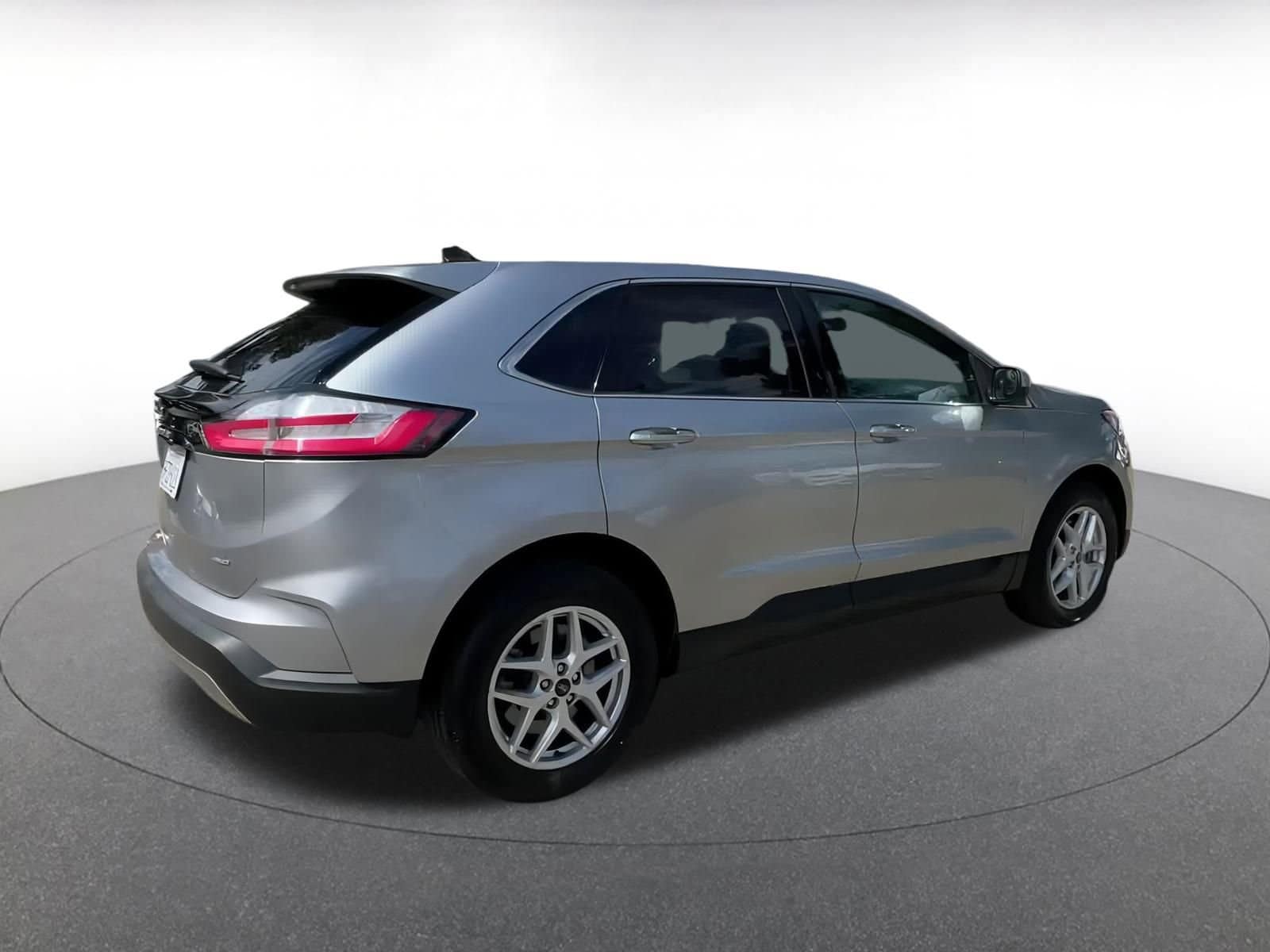 Thumbnail: 2023 Ford Edge - 15