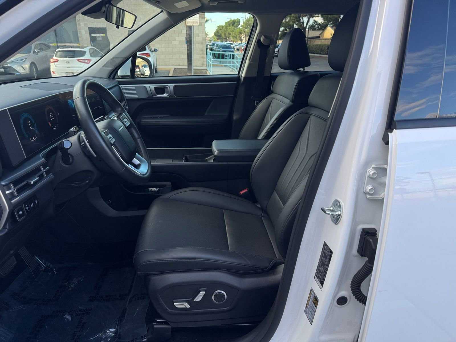 Thumbnail: 2025 Hyundai Santa Fe - 29