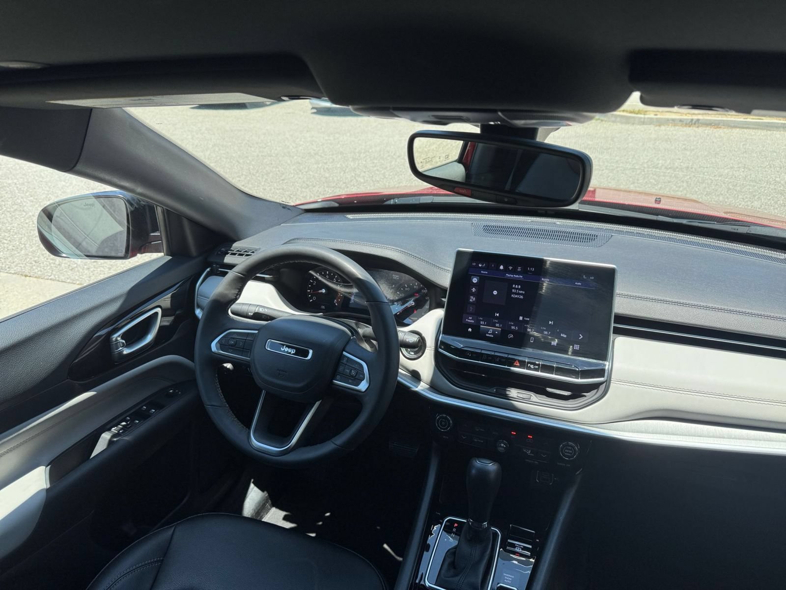 Thumbnail: 2025 Jeep Compass - 34