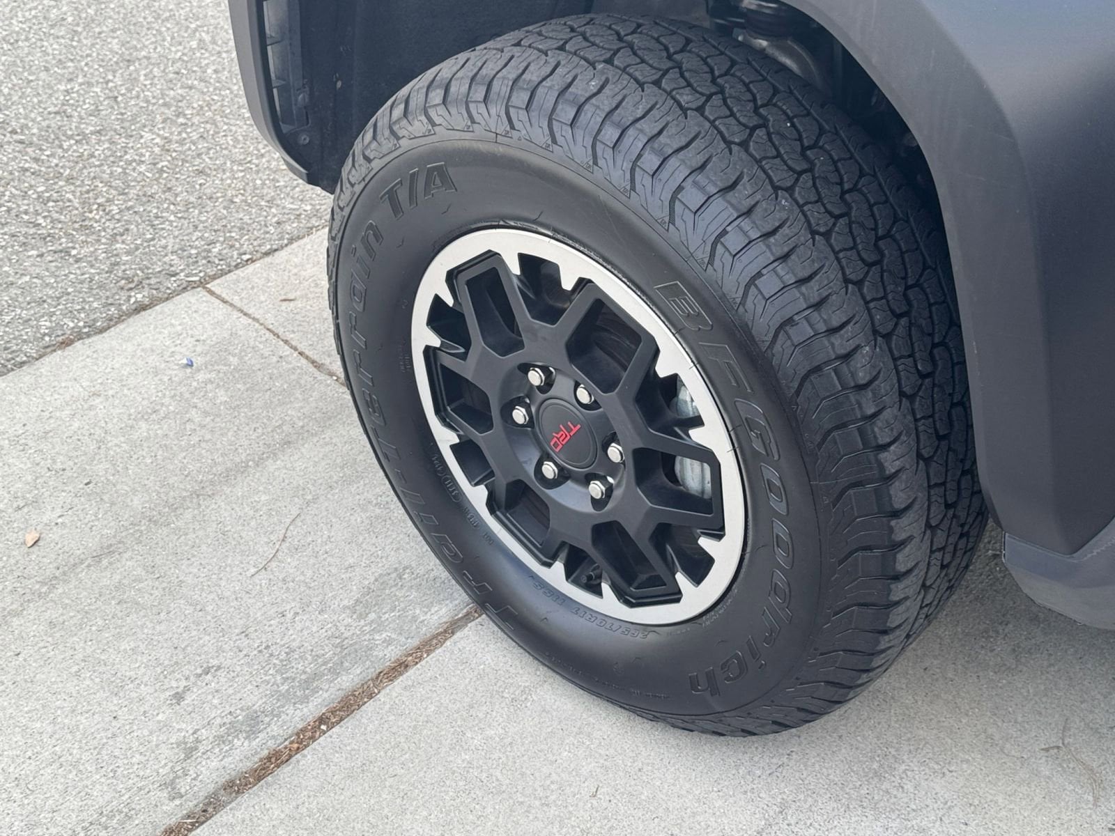 Thumbnail: 2025 Toyota Tacoma - 30