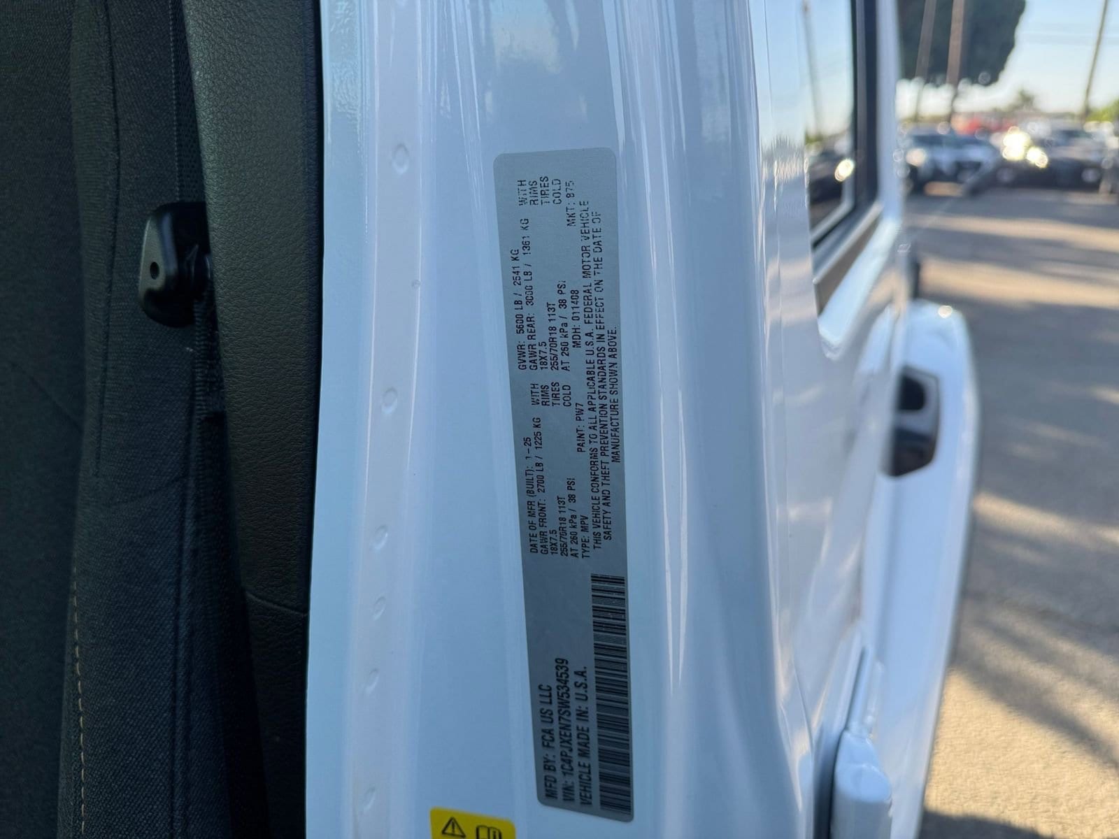 Thumbnail: 2025 Jeep Wrangler - 24