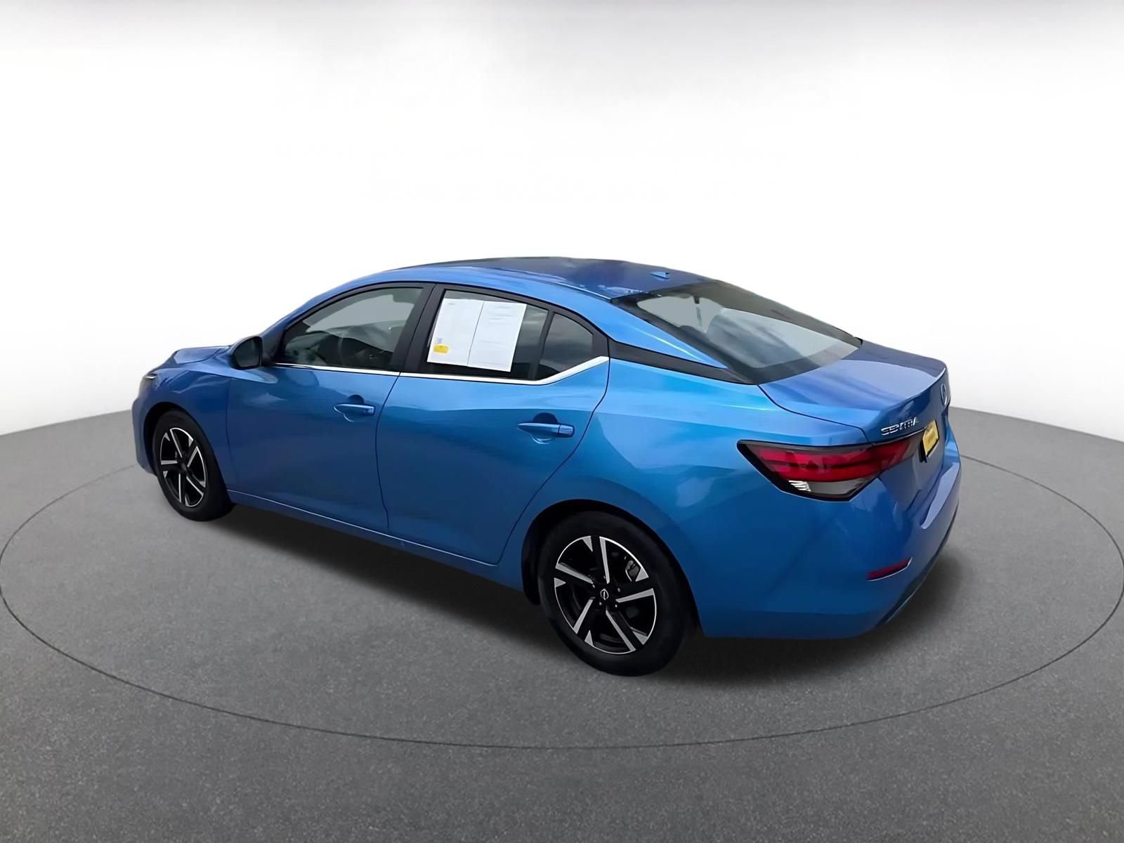 Thumbnail: 2025 Nissan Sentra - 10