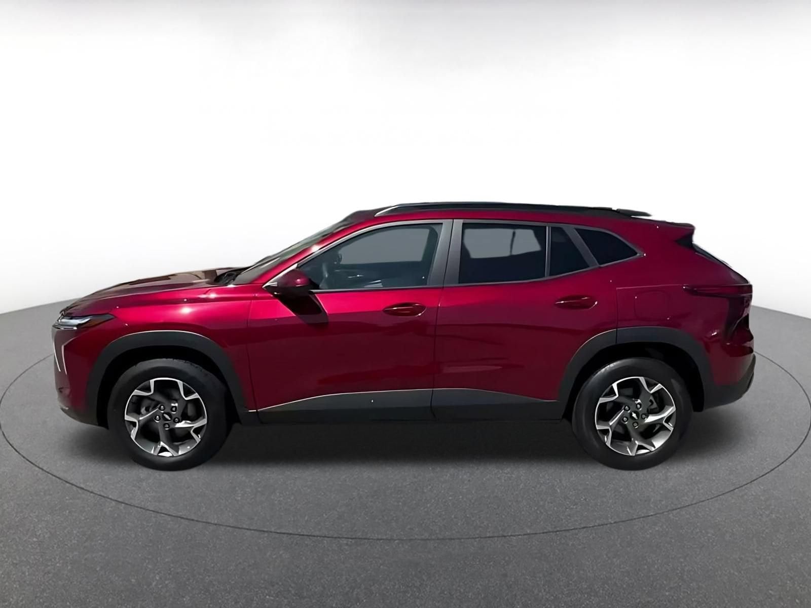Thumbnail: 2025 Chevrolet Trax - 7