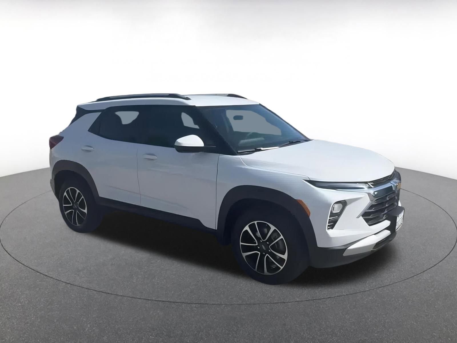 Thumbnail: 2025 Chevrolet TrailBlazer - 2