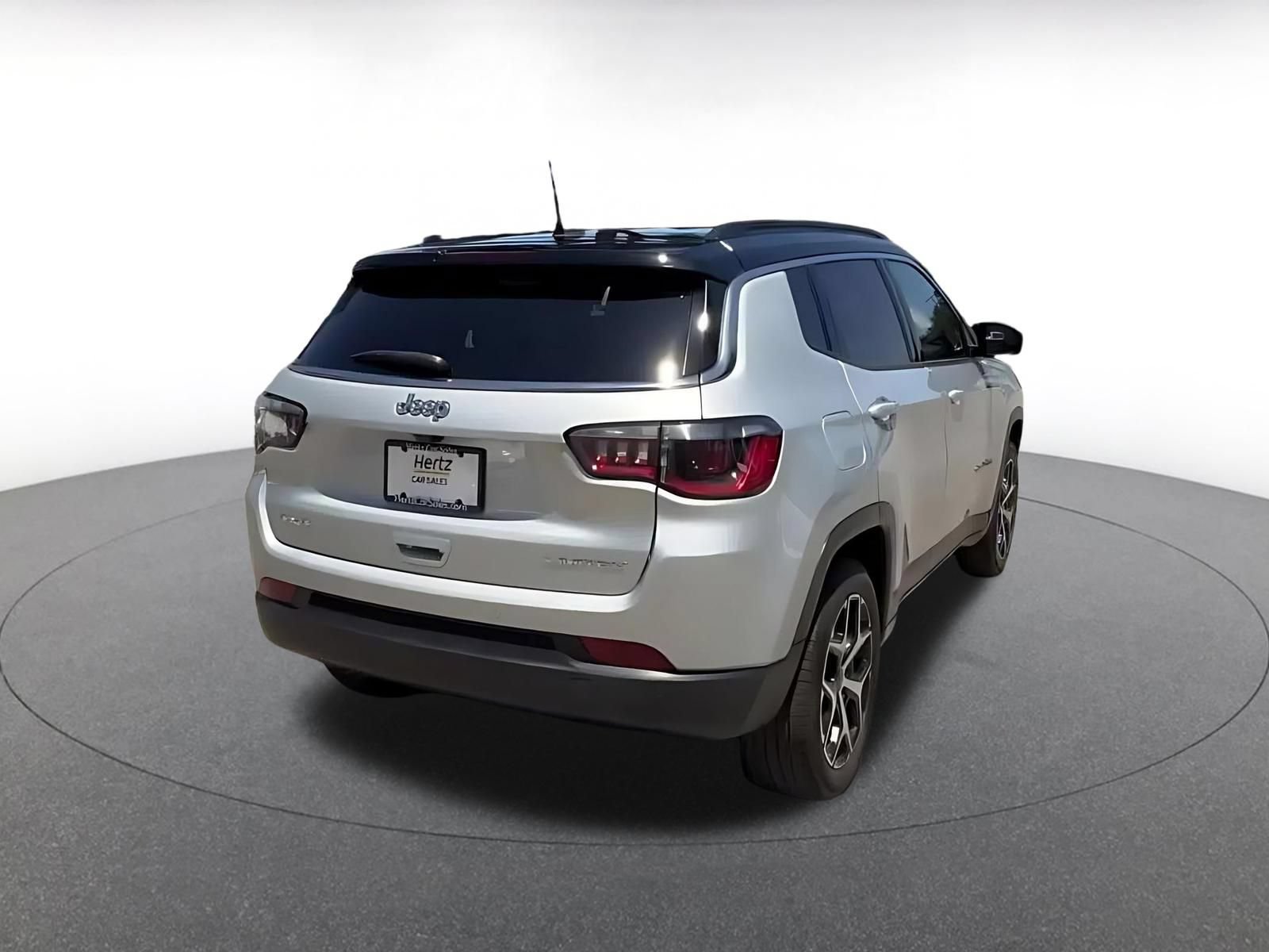 Thumbnail: 2025 Jeep Compass - 14