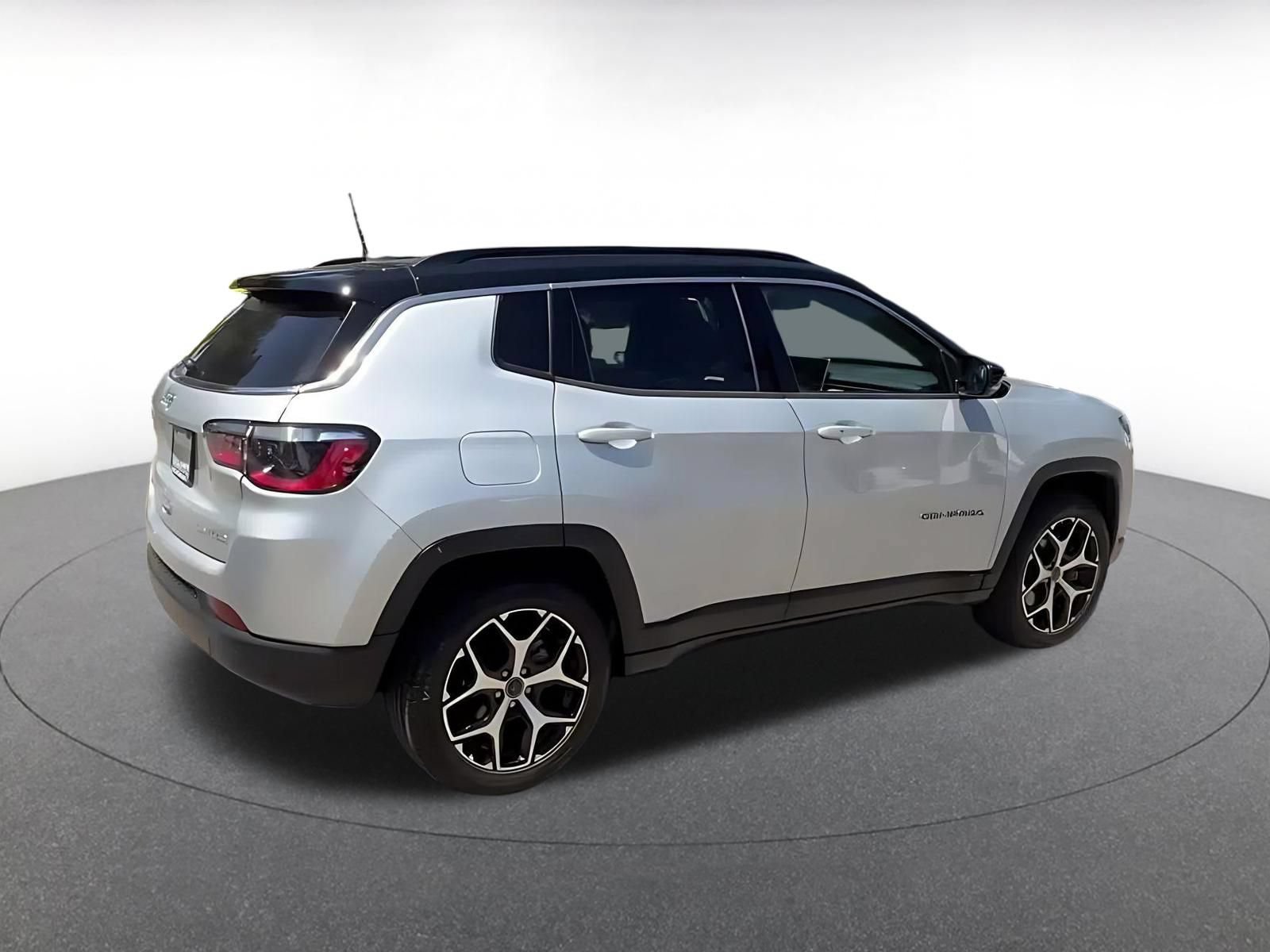 Thumbnail: 2025 Jeep Compass - 15