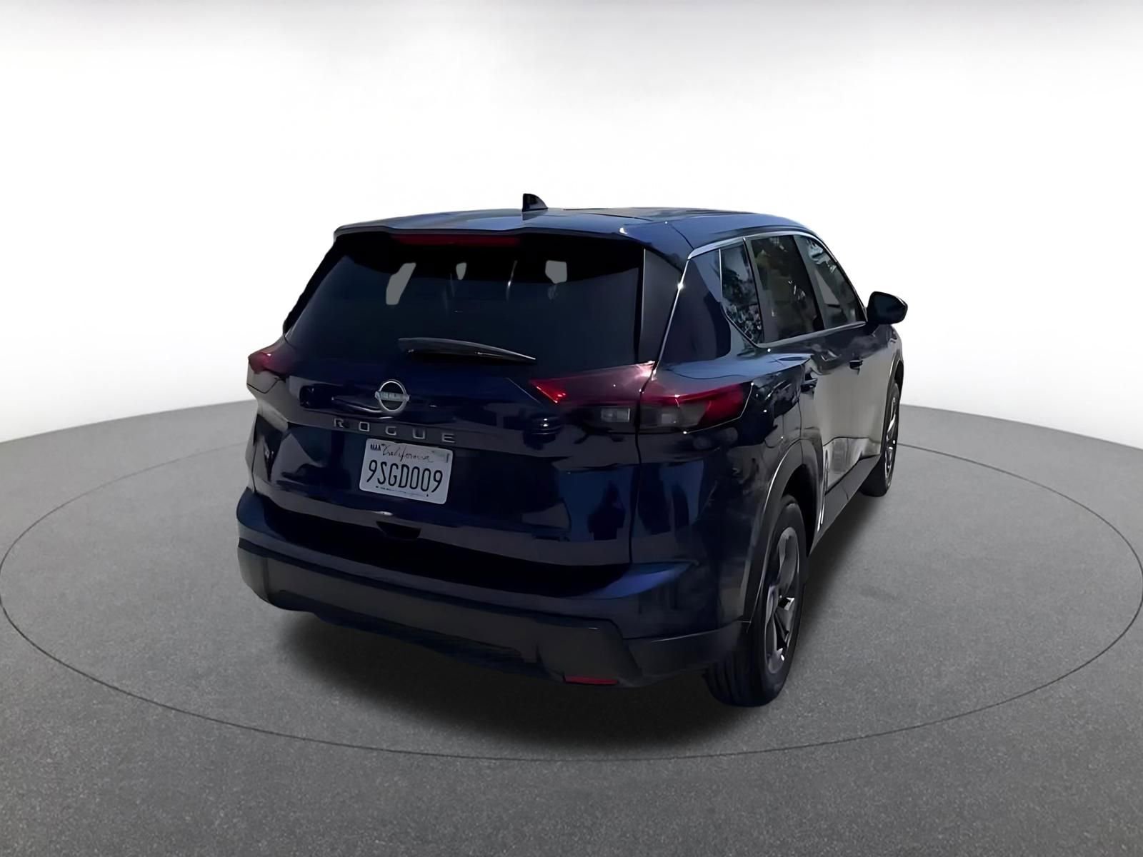 Thumbnail: 2025 Nissan Rogue - 14