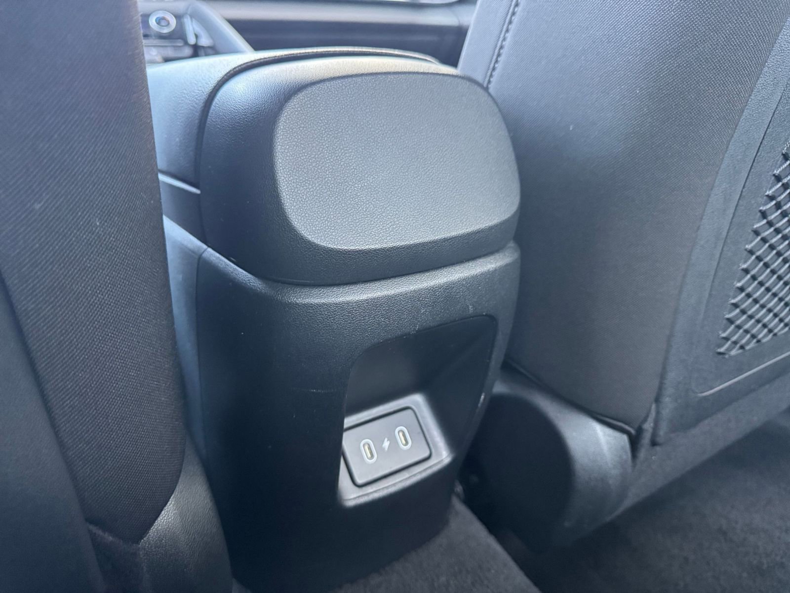 Thumbnail: 2025 Hyundai Elantra - 23