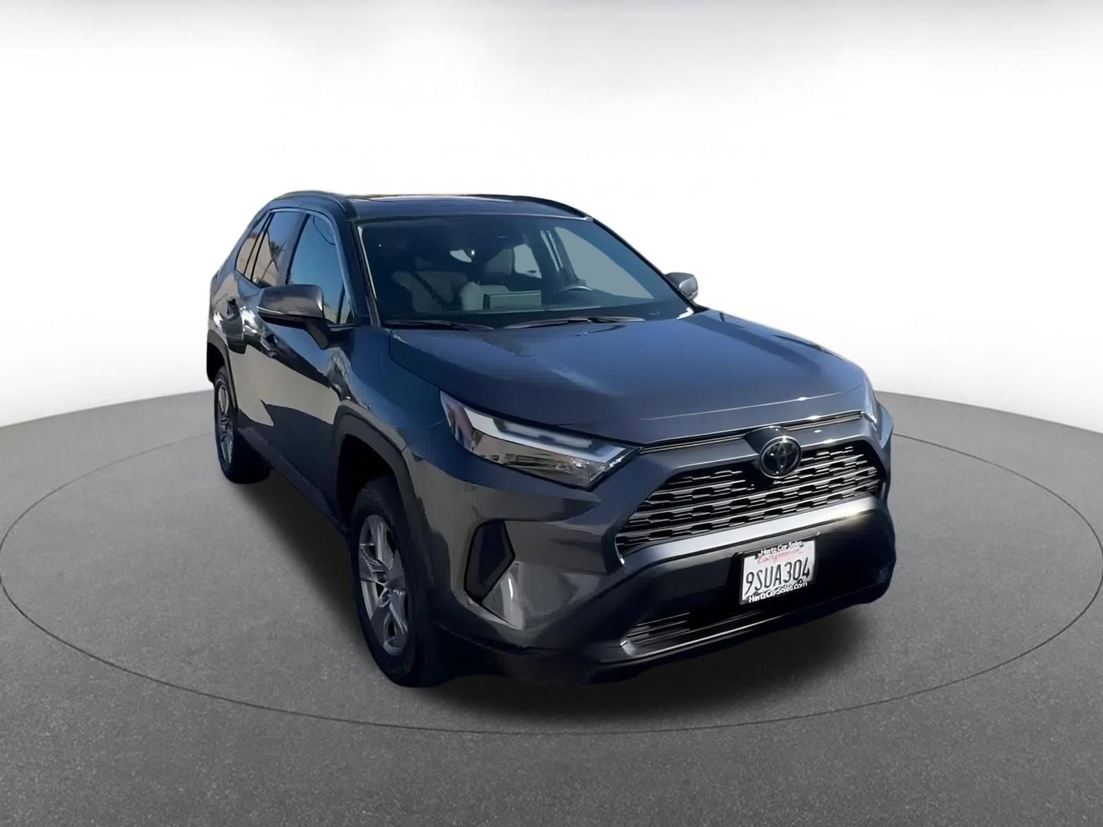 Thumbnail: 2025 Toyota RAV4 - 3