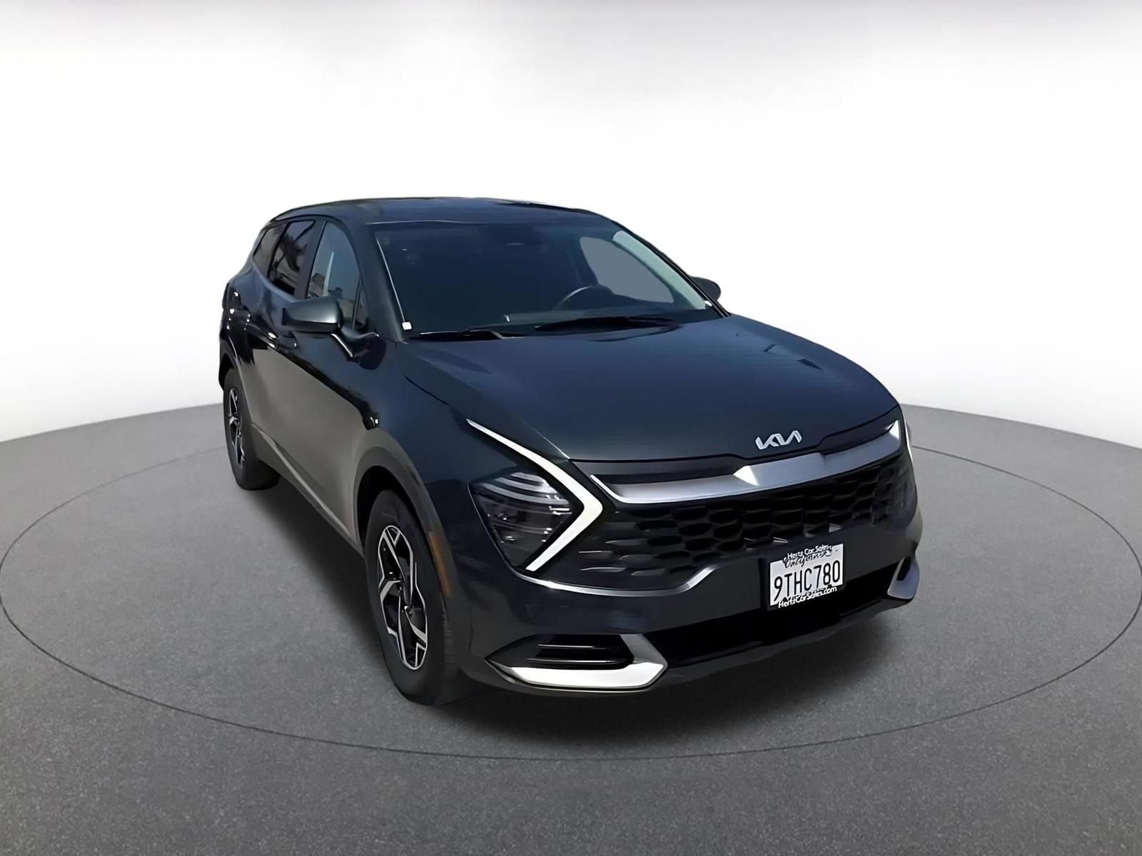 Thumbnail: 2025 Kia Sportage - 3