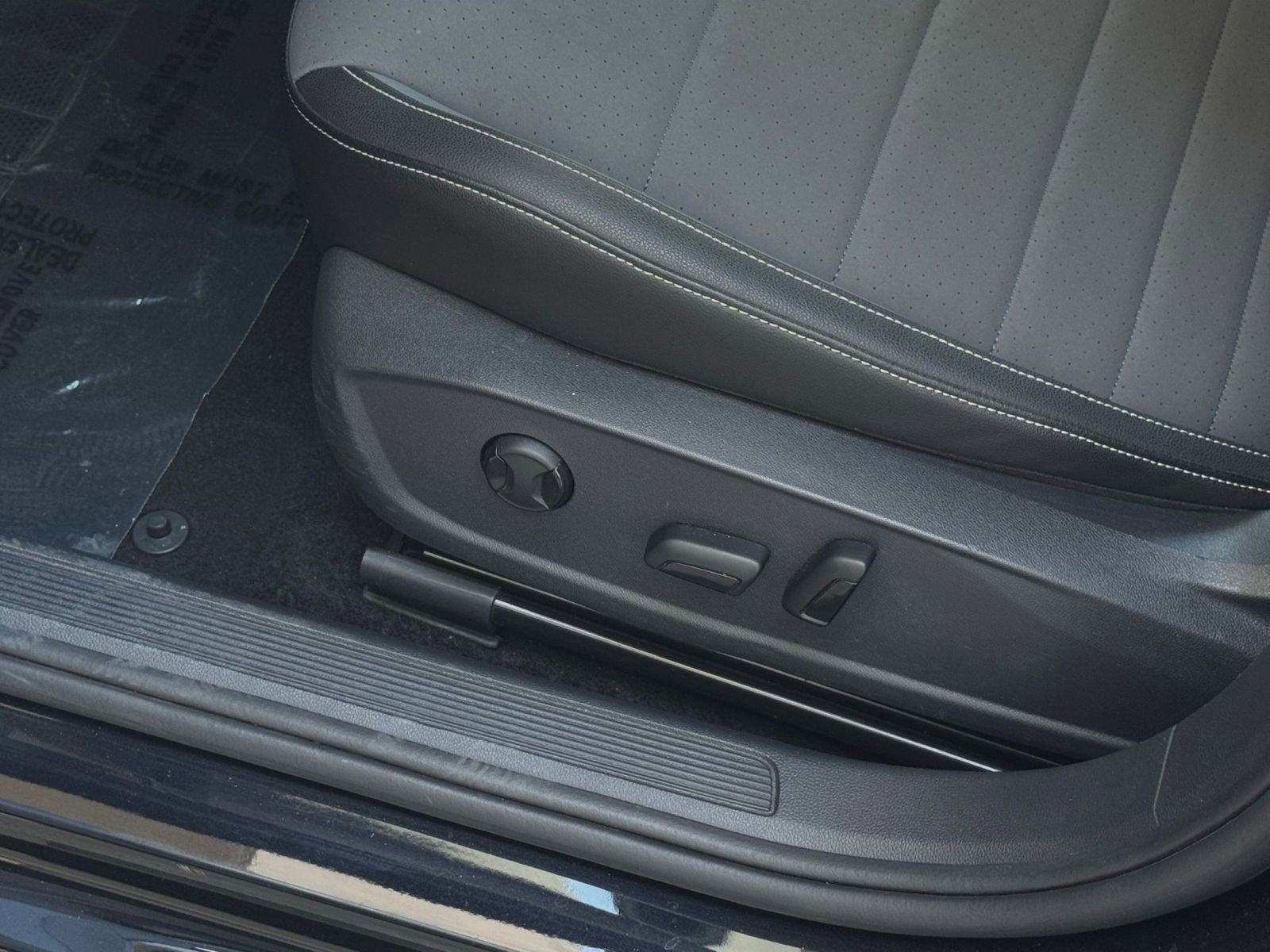 Thumbnail: 2025 Volkswagen Jetta - 23