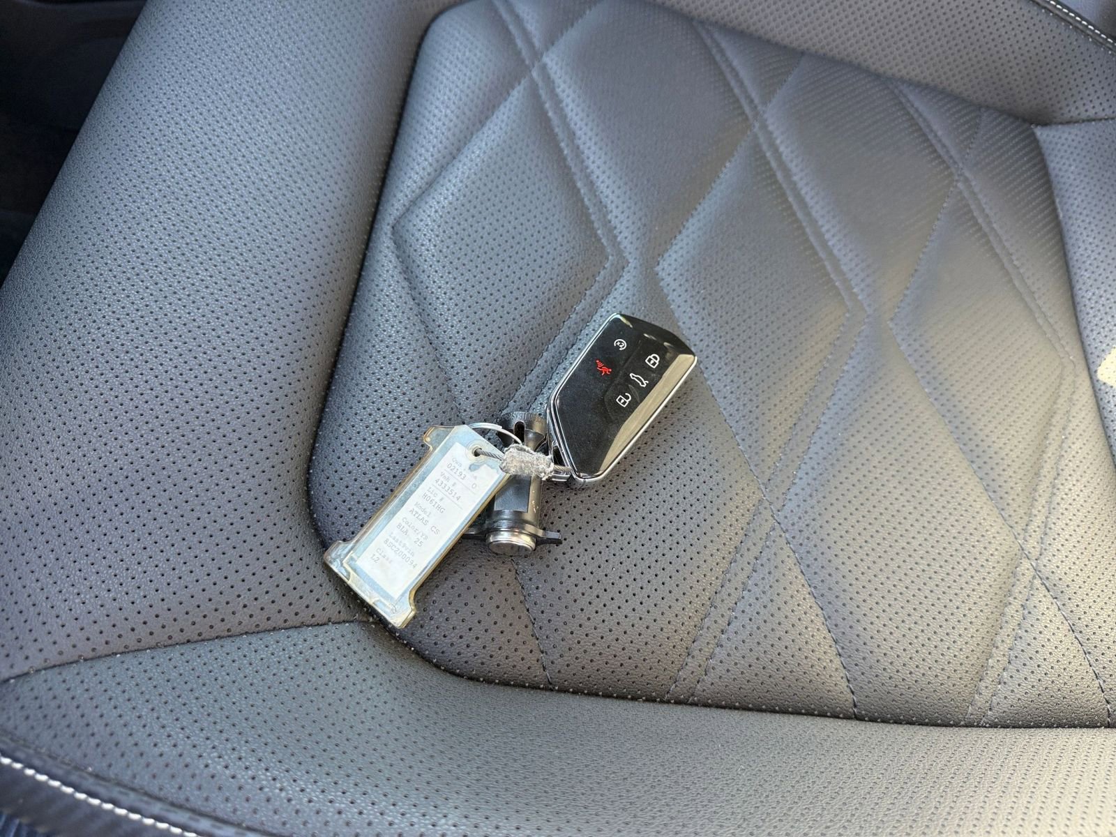 Thumbnail: 2025 Volkswagen Atlas - 21