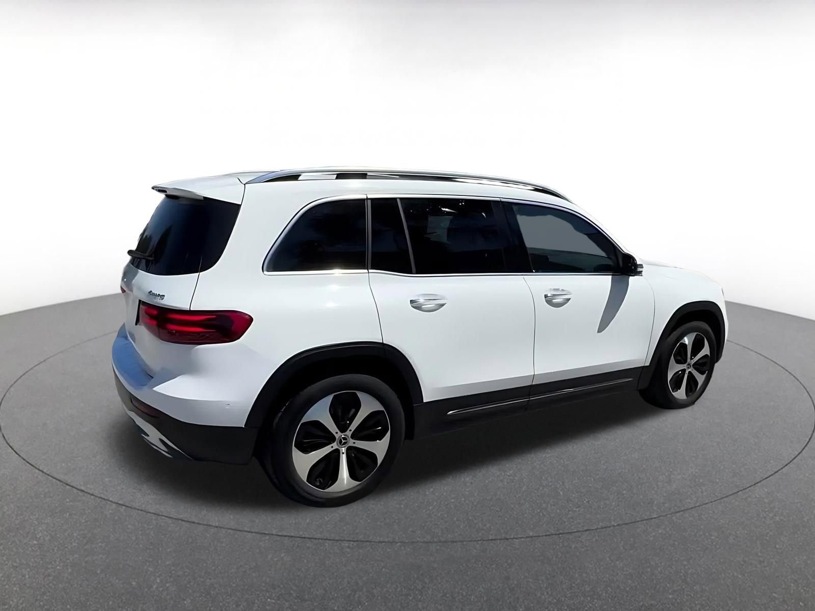 Thumbnail: 2025 Mercedes-Benz GLB - 15