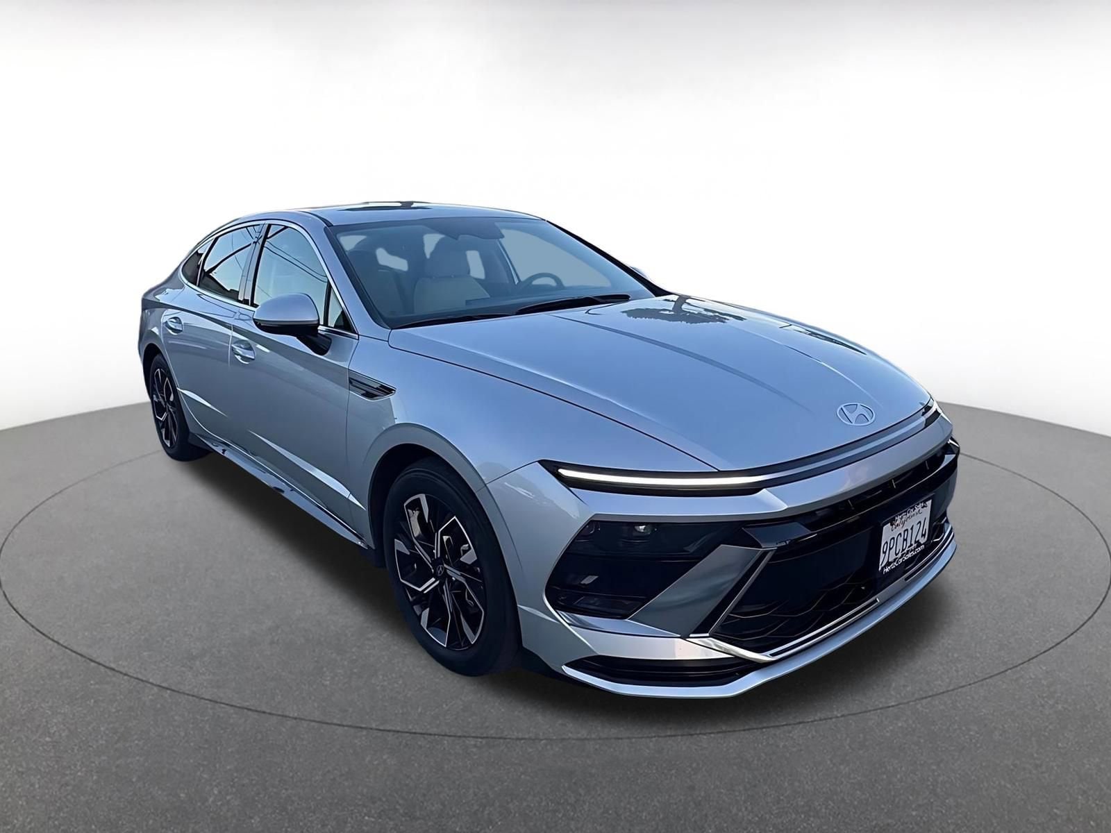 Thumbnail: 2025 Hyundai Sonata - 1