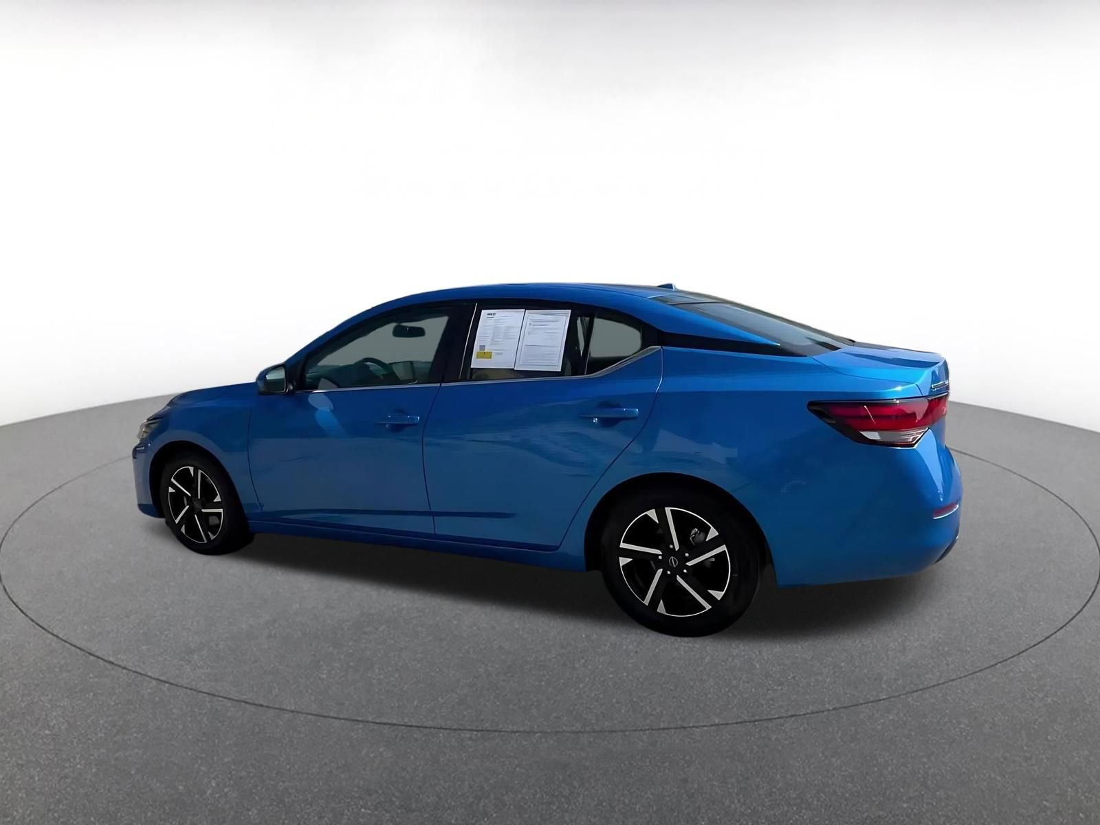 Thumbnail: 2025 Nissan Sentra - 10