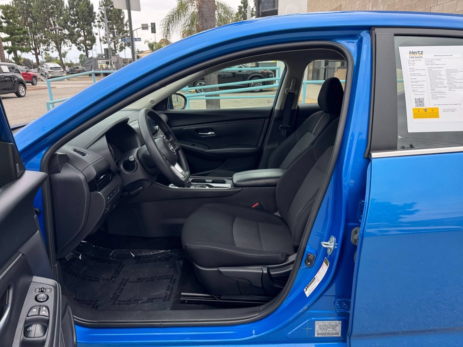 Thumbnail: 2025 Nissan Sentra - 25