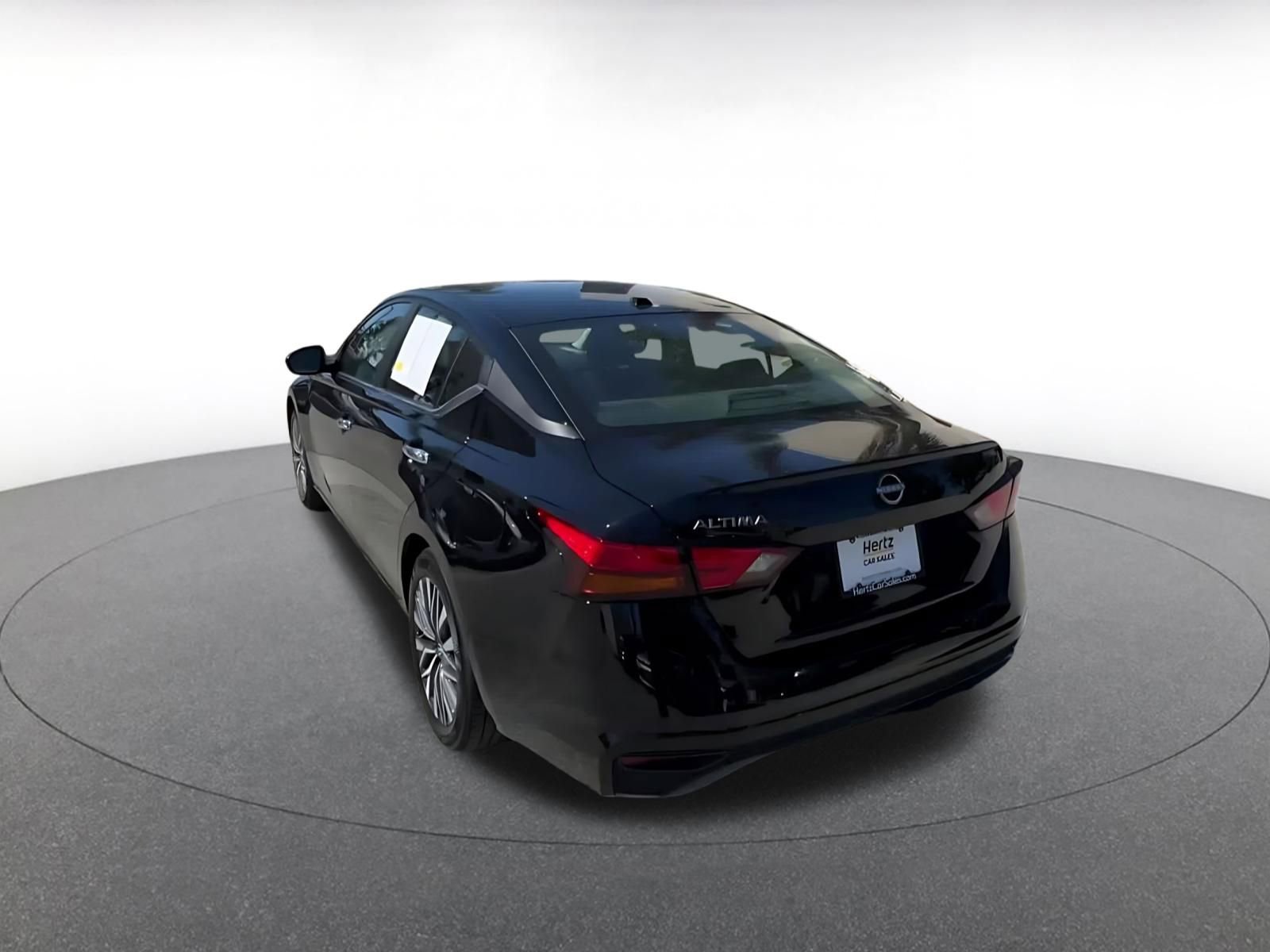 Thumbnail: 2025 Nissan Altima - 11