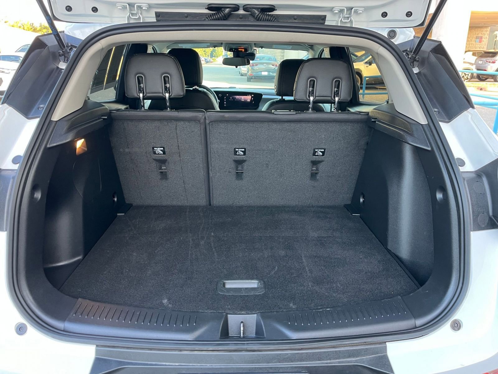 Thumbnail: 2025 Buick Encore GX - 31