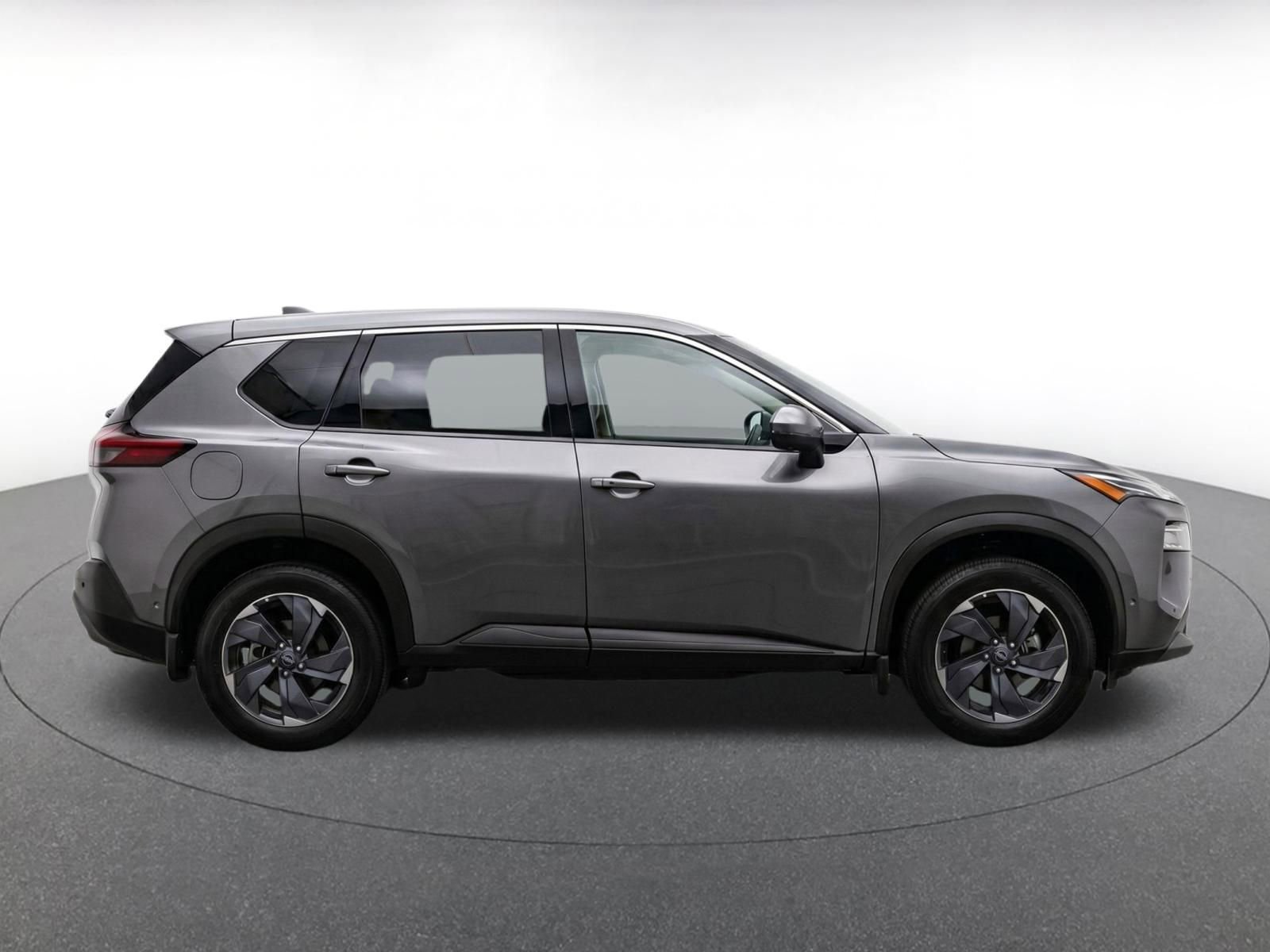 Thumbnail: 2025 Nissan Rogue - 10