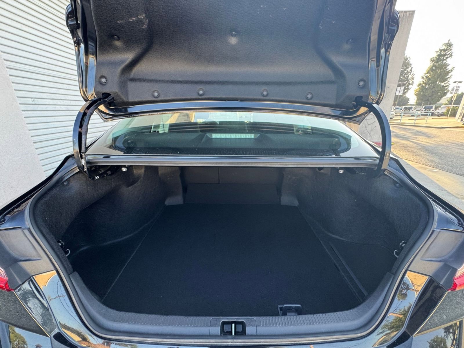 Thumbnail: 2025 Toyota Camry - 30