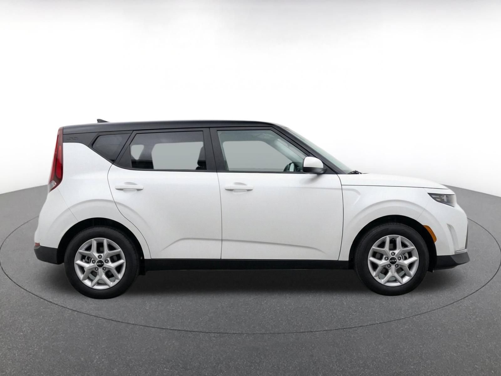 Thumbnail: 2025 Kia Soul - 10